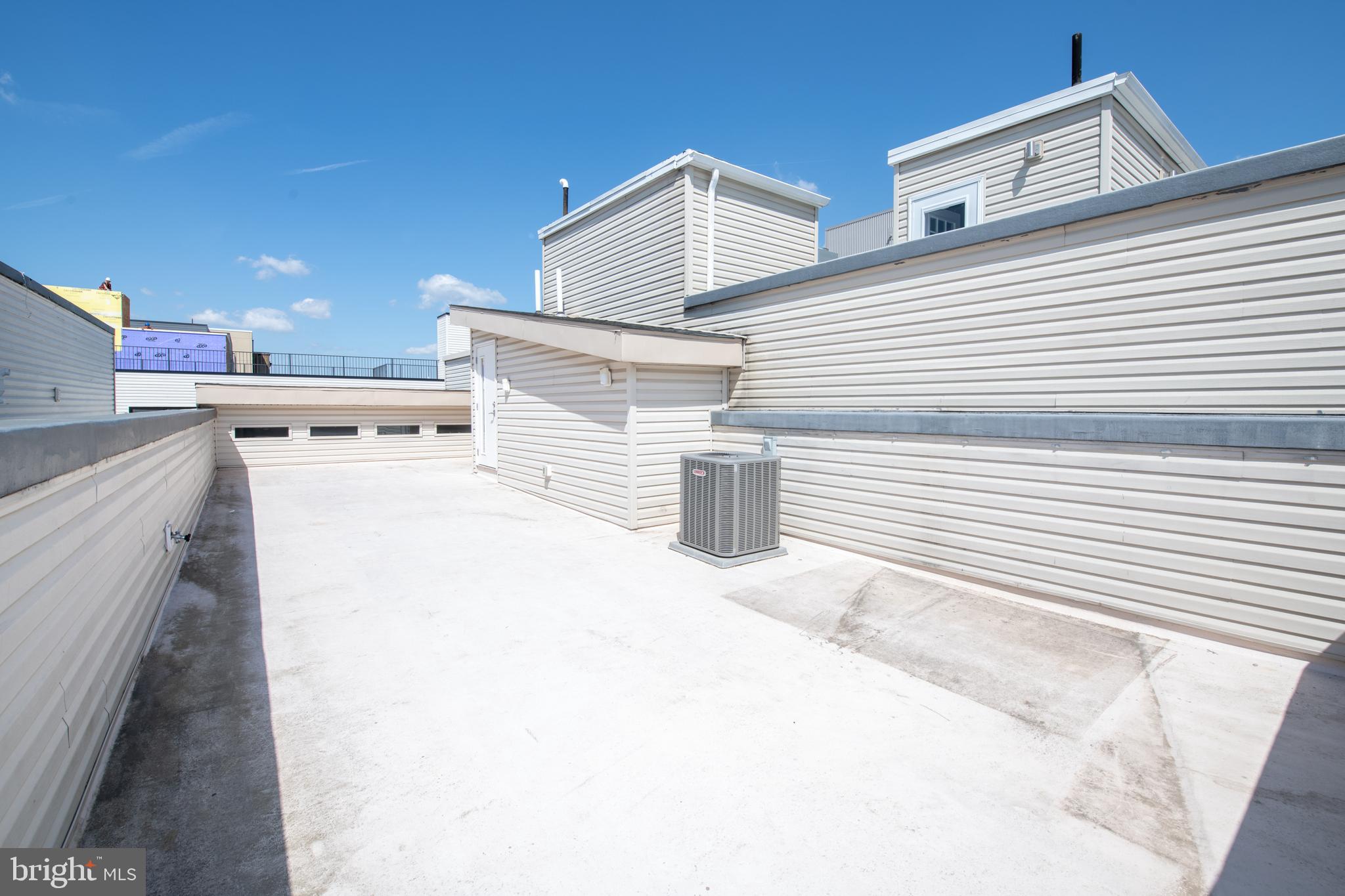 FAIRMOUNT - Residential