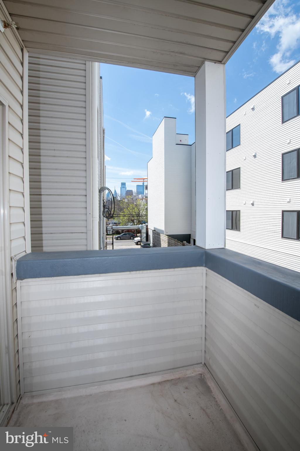 FAIRMOUNT - Residential