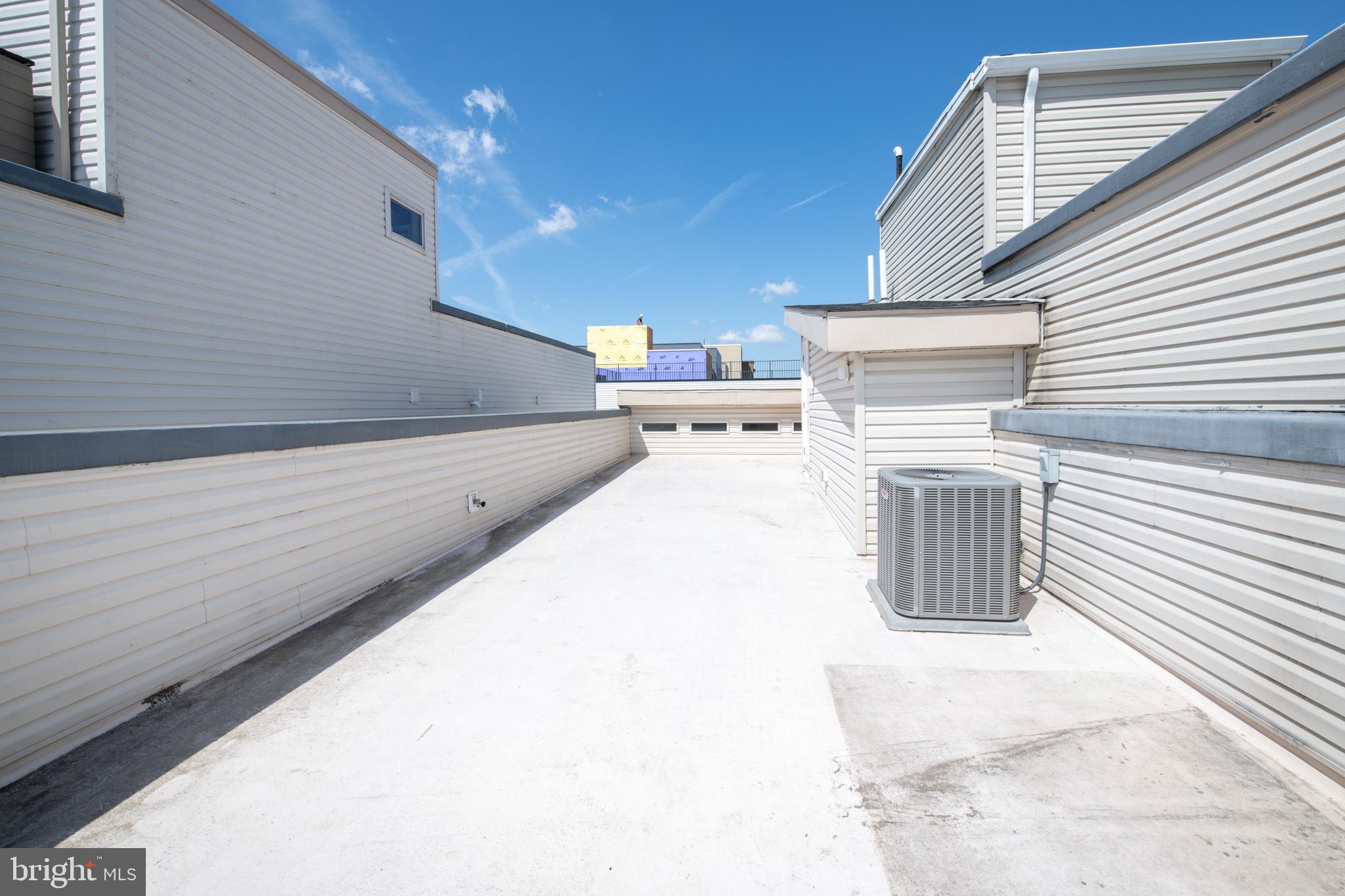 FAIRMOUNT - Residential