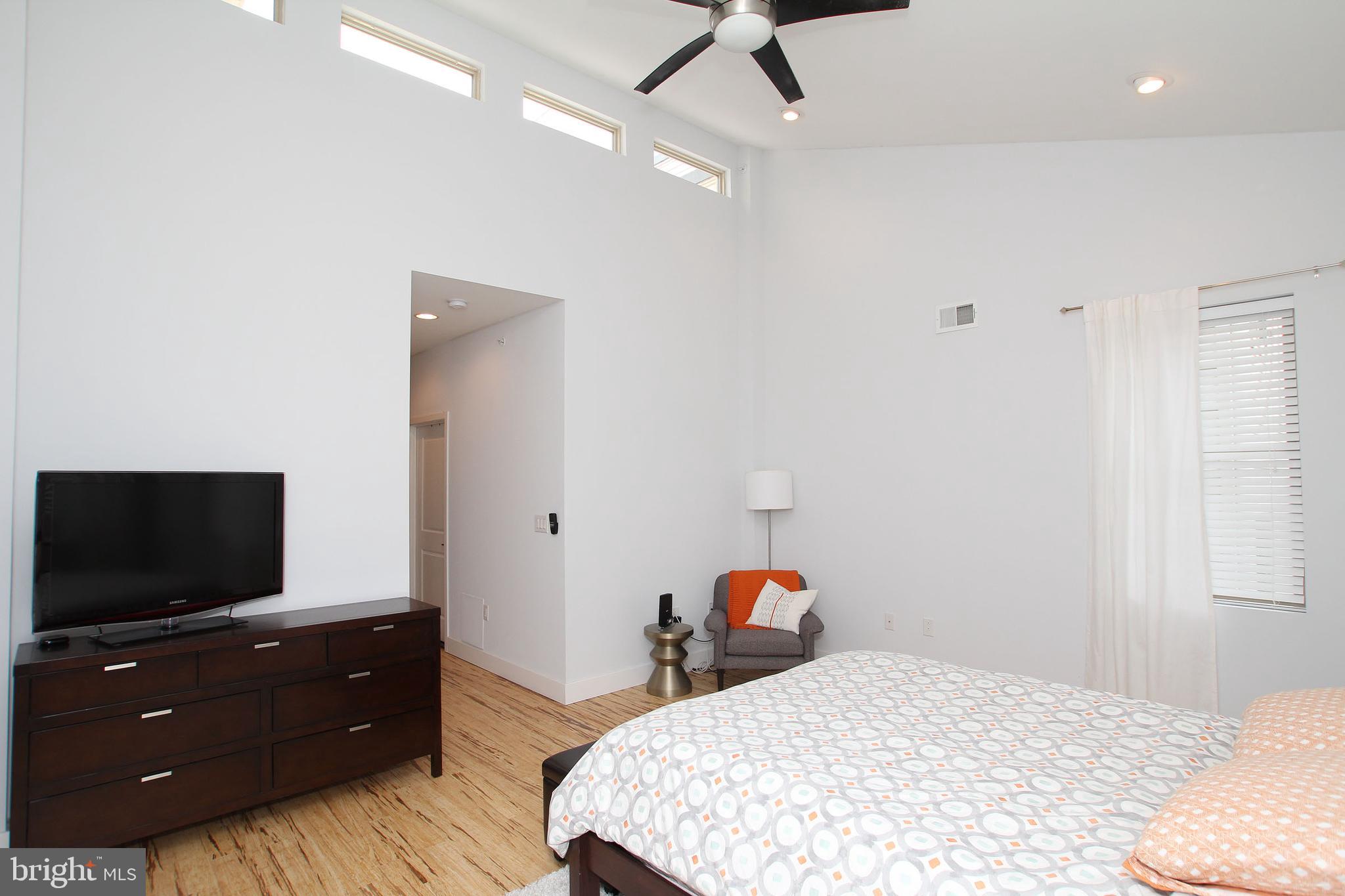 FAIRMOUNT - Residential