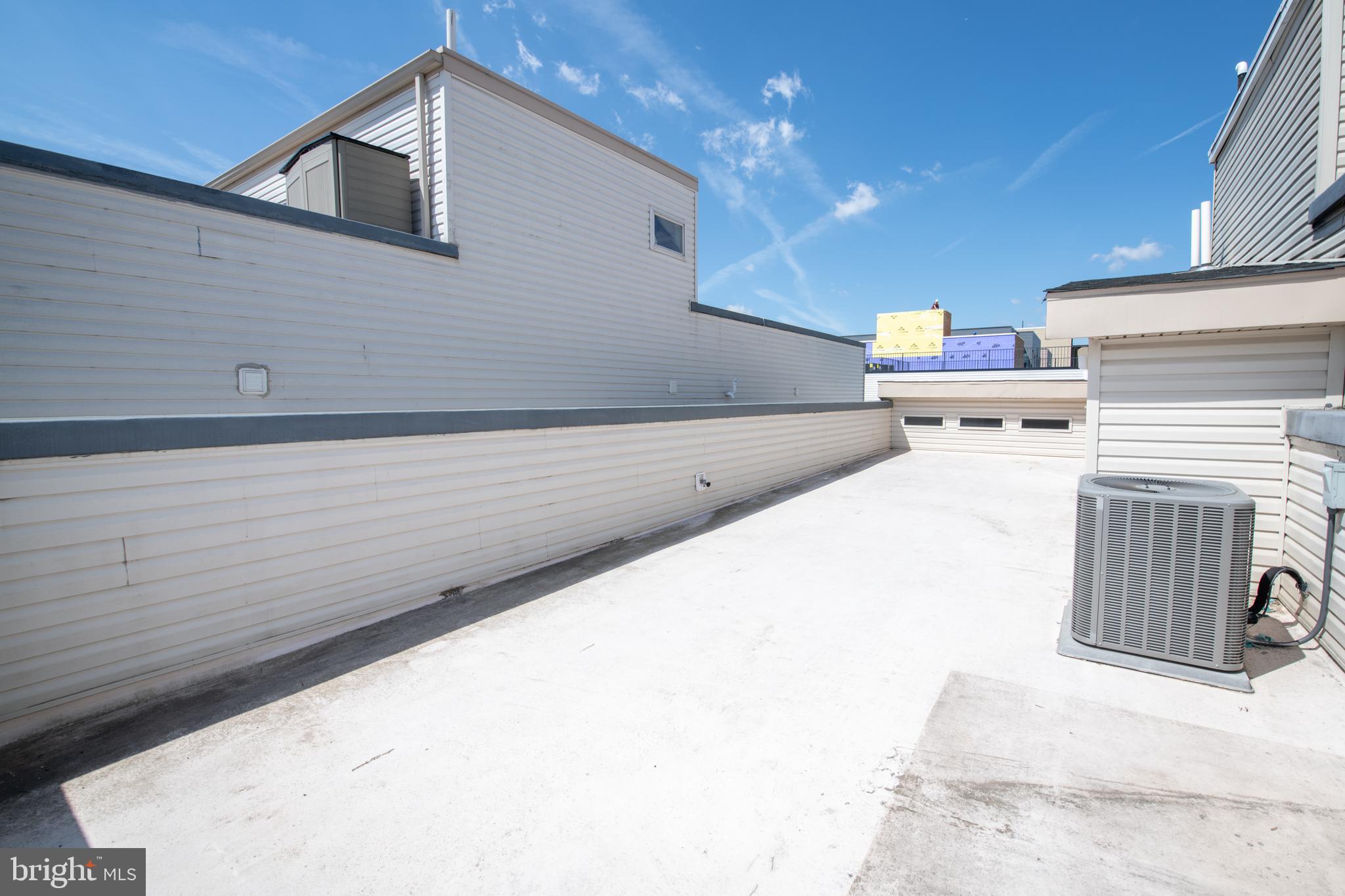 FAIRMOUNT - Residential