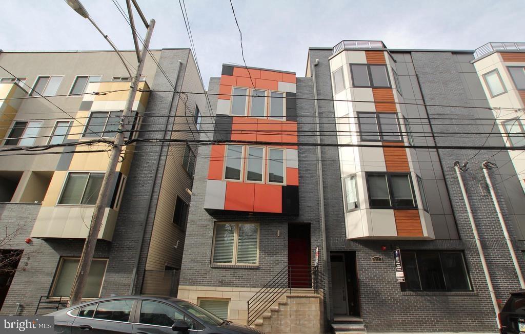 FAIRMOUNT - Residential