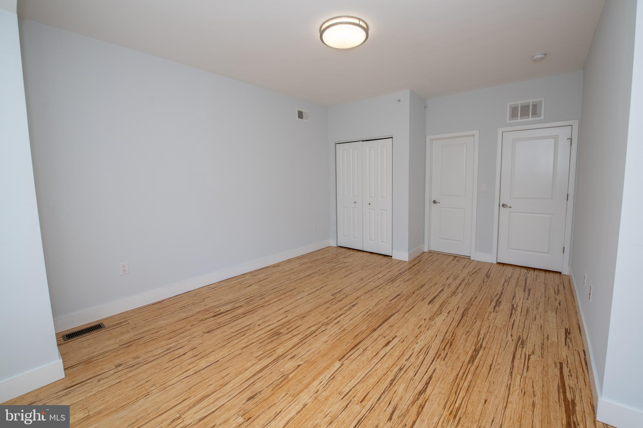 FAIRMOUNT - Residential