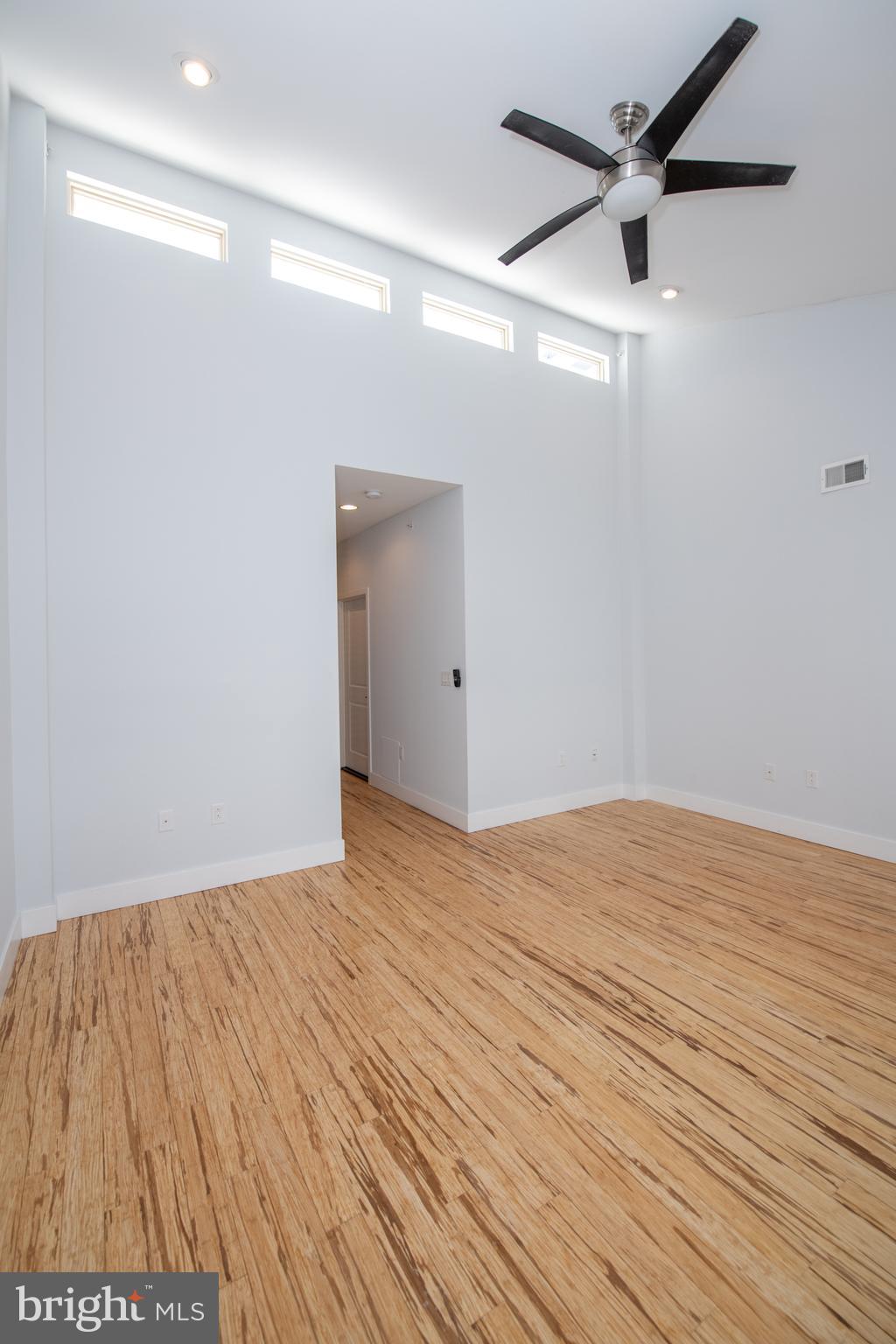 FAIRMOUNT - Residential