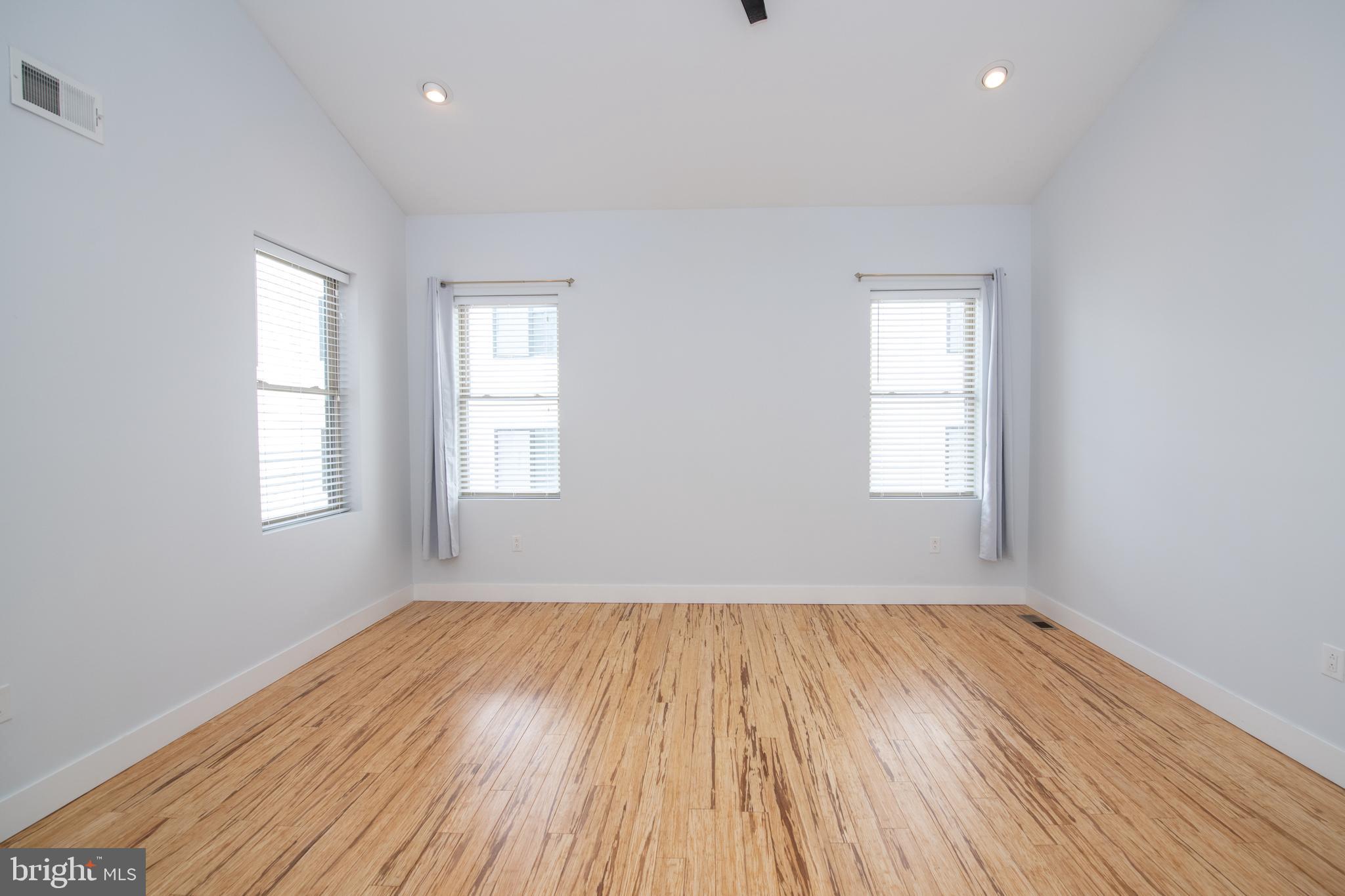 FAIRMOUNT - Residential