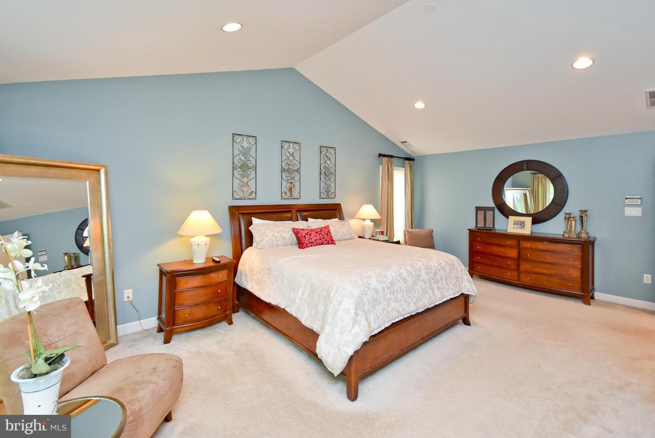 EMERSON - Residential