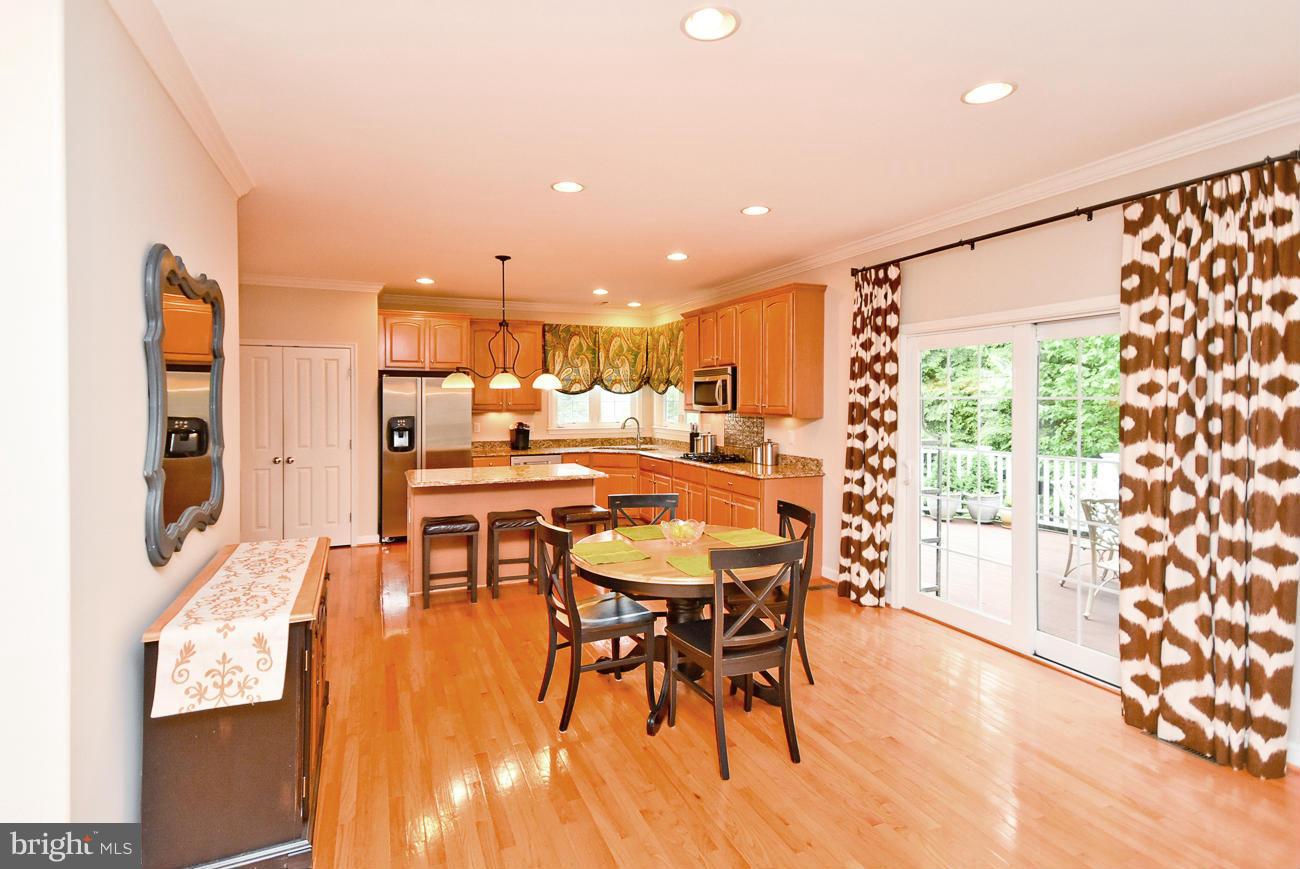 EMERSON - Residential