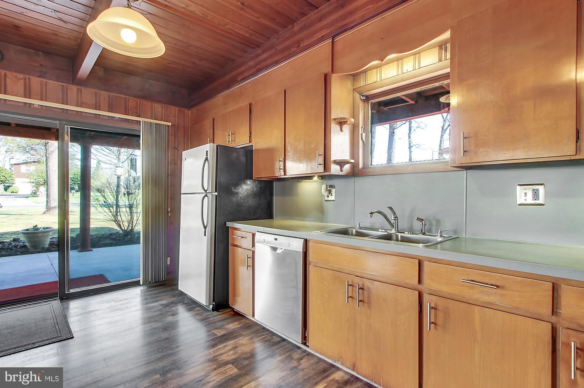 LAKE HERITAGE - Residential