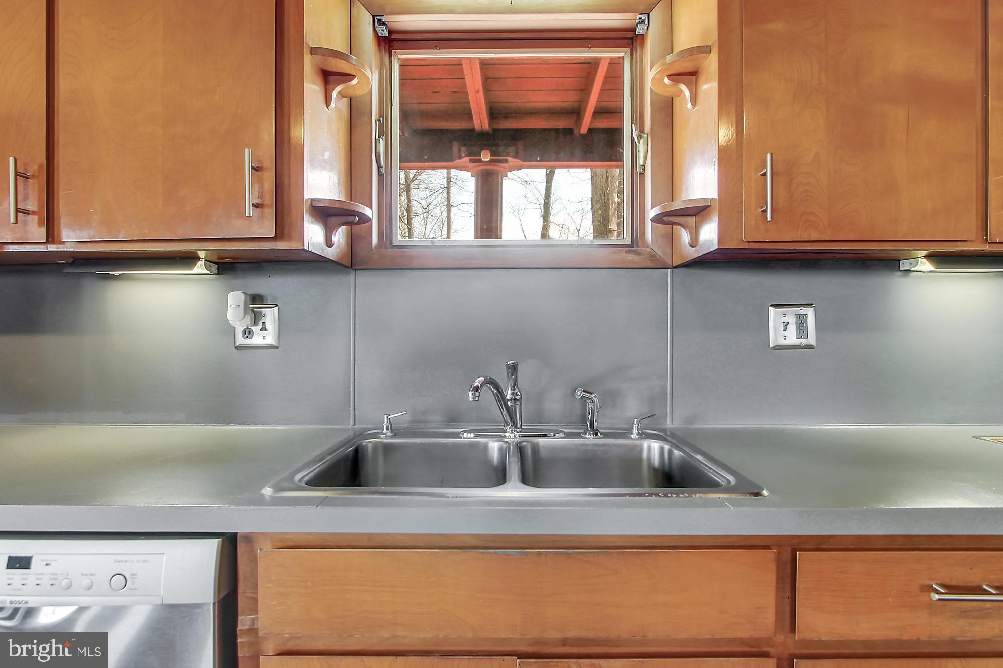 LAKE HERITAGE - Residential