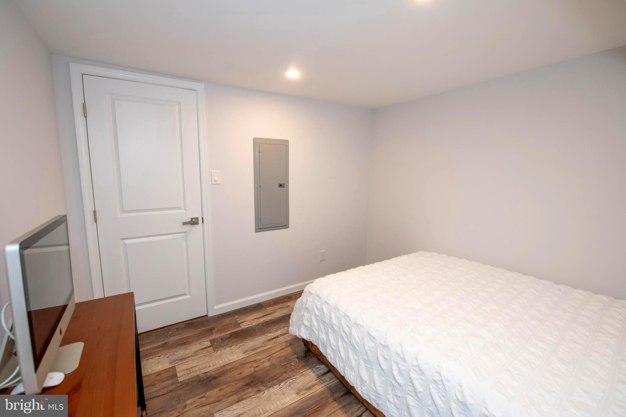 CEDAR HGTS - Residential