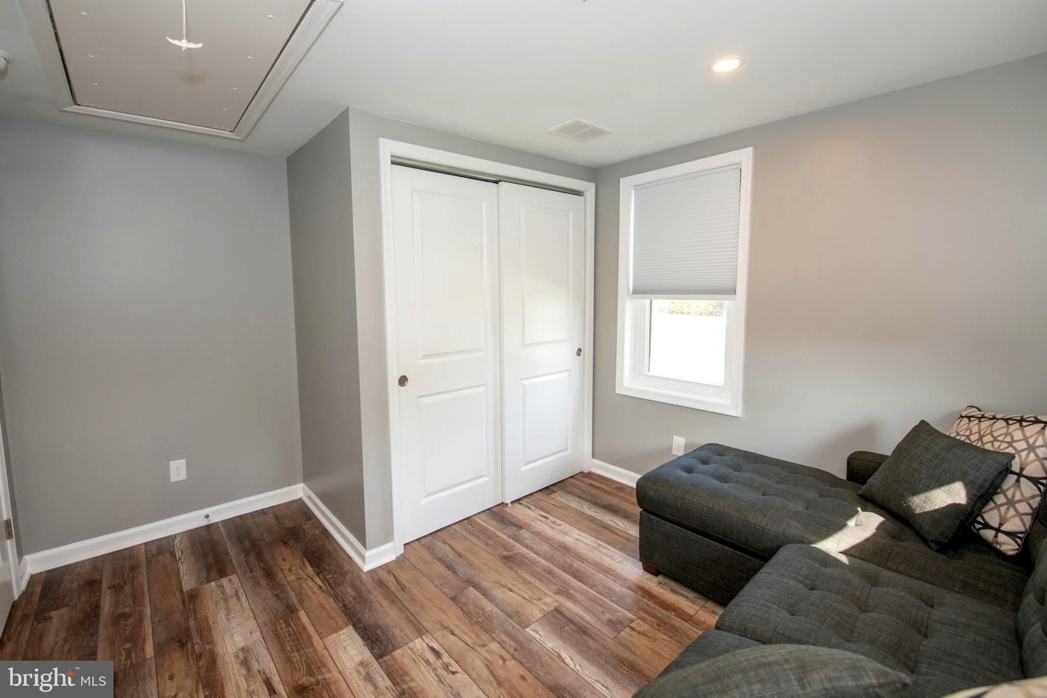 CEDAR HGTS - Residential