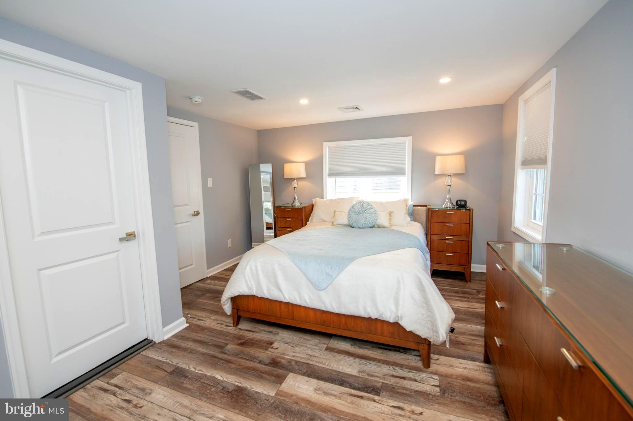 CEDAR HGTS - Residential