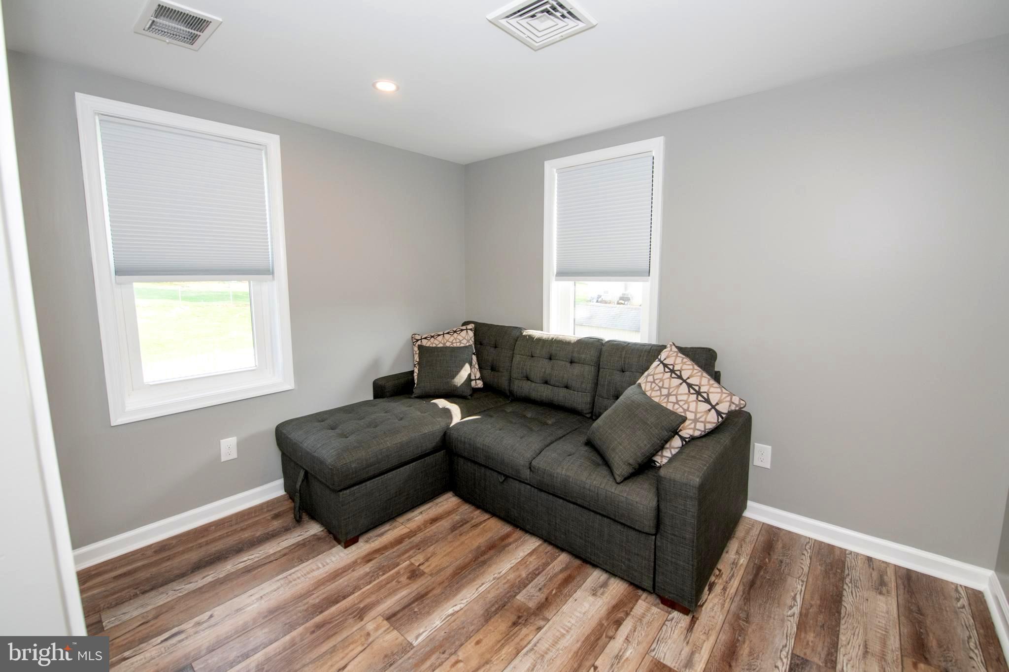 CEDAR HGTS - Residential