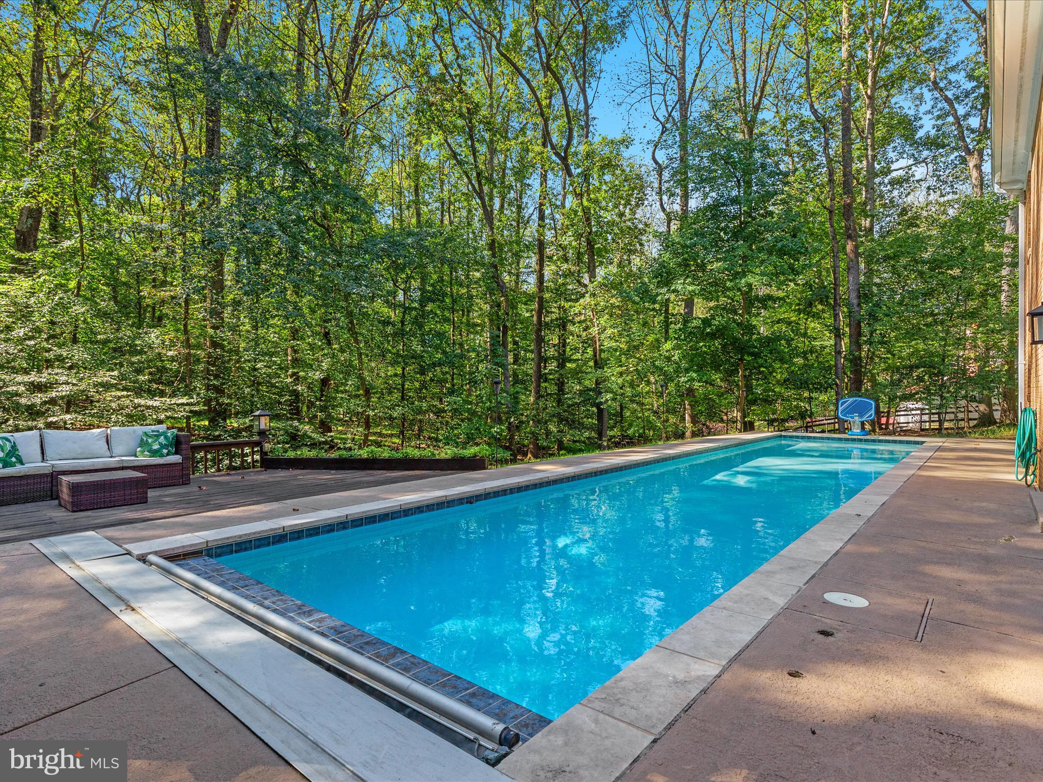 TALLY HO - Residential