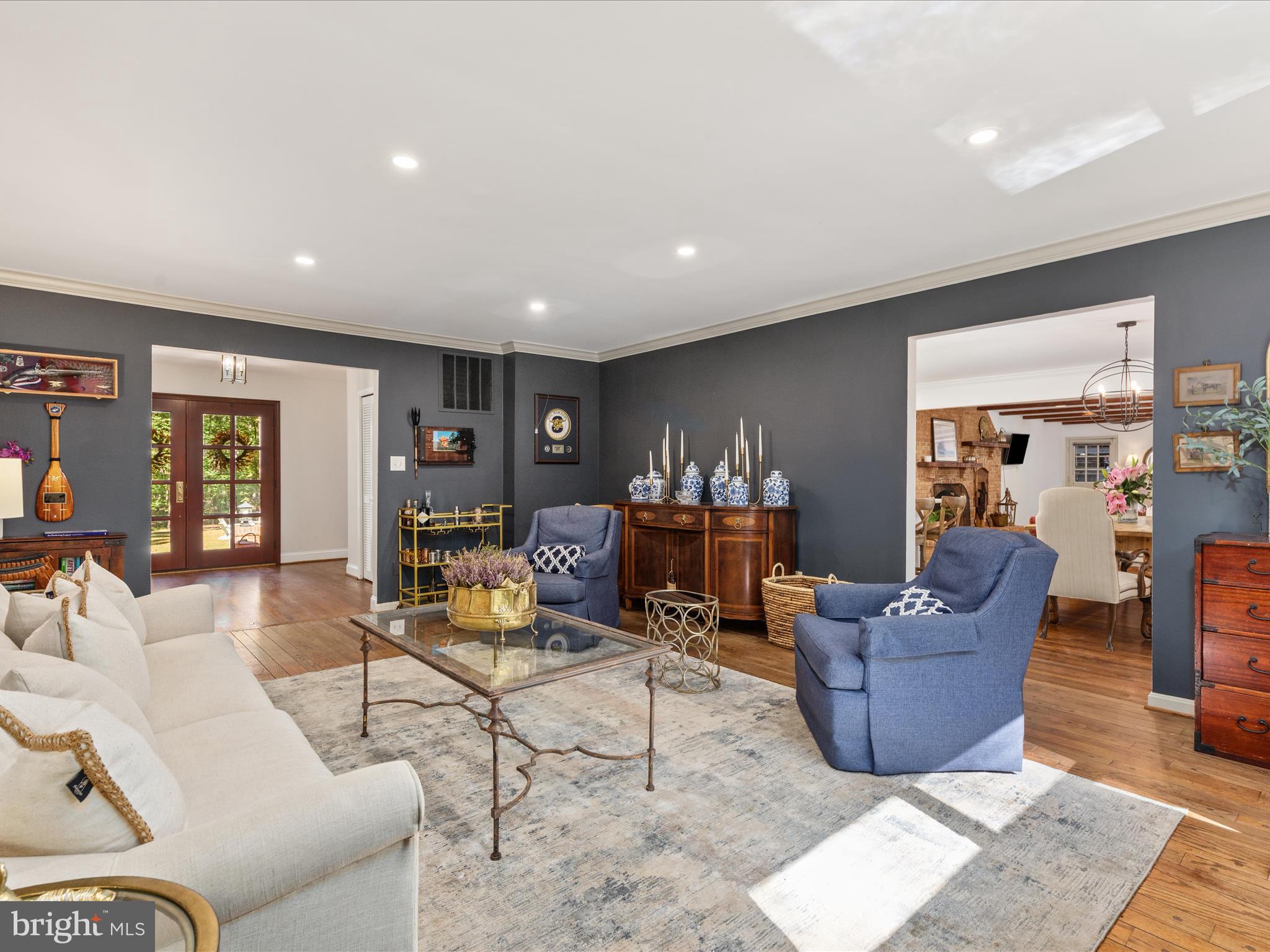 TALLY HO - Residential