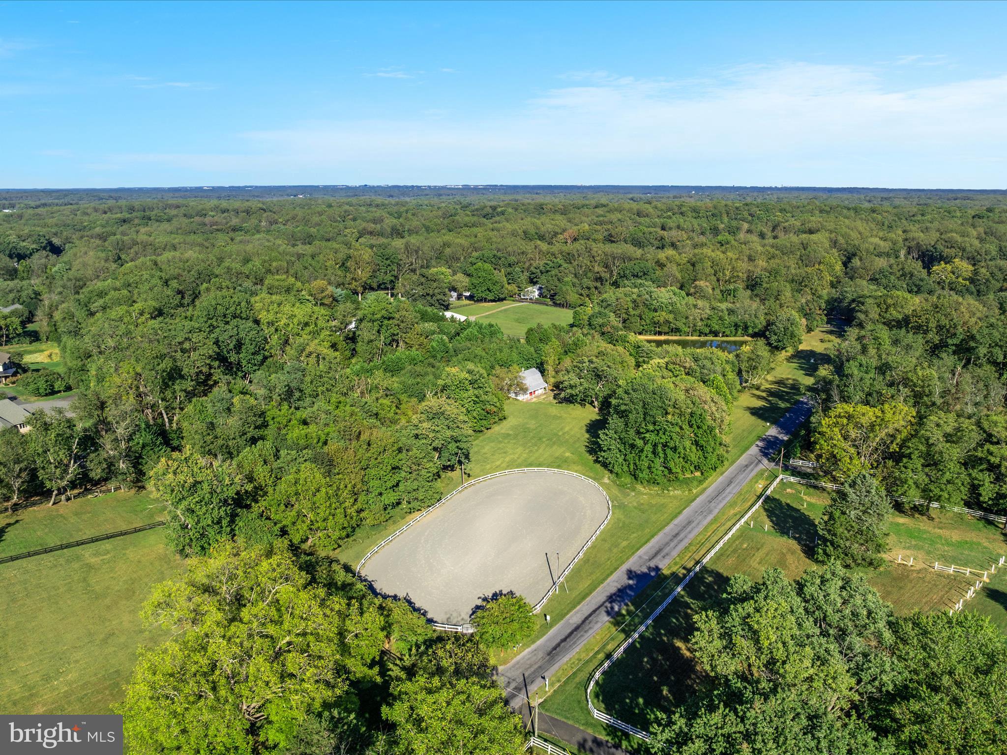 TALLY HO - Residential