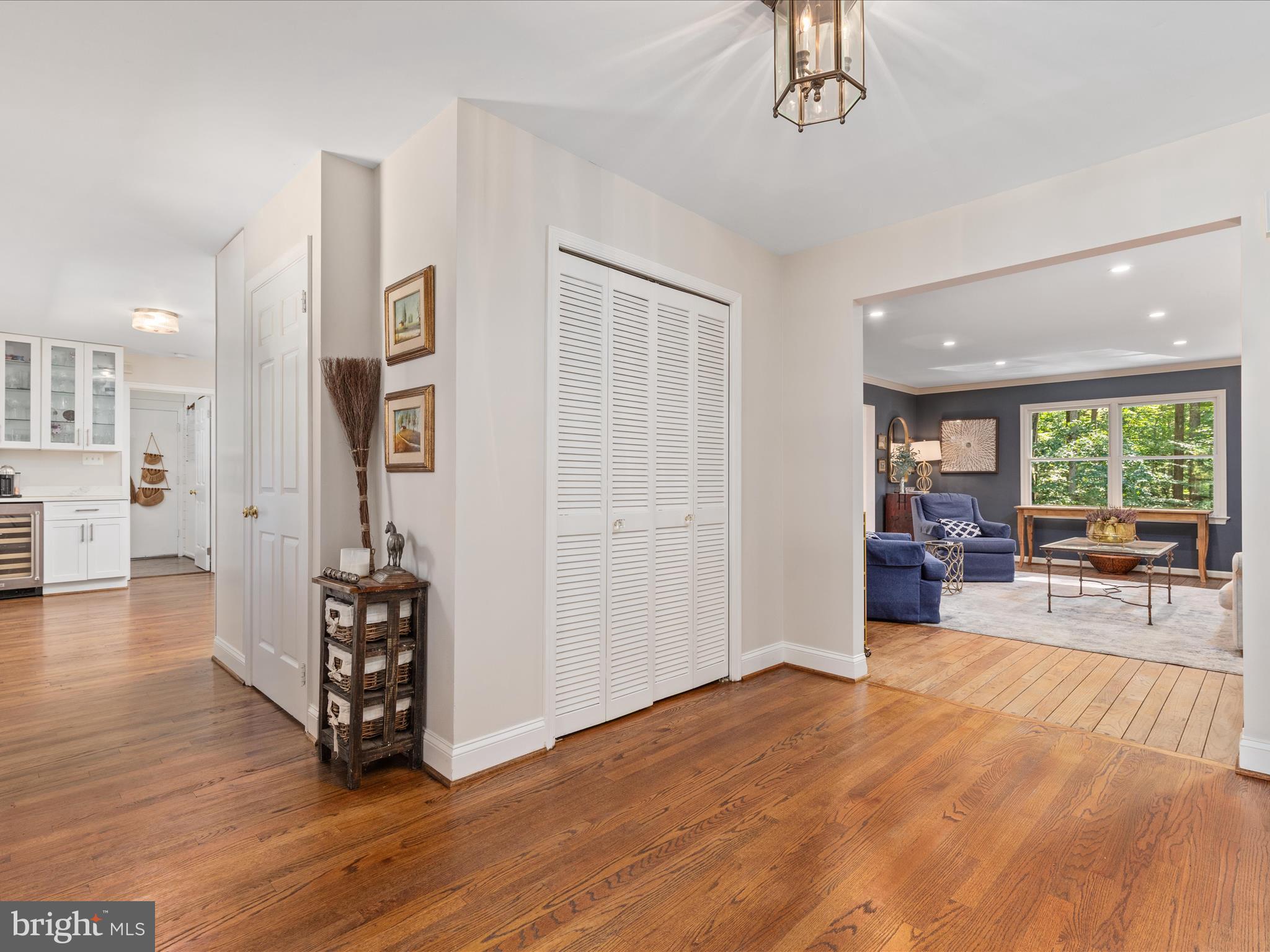 TALLY HO - Residential