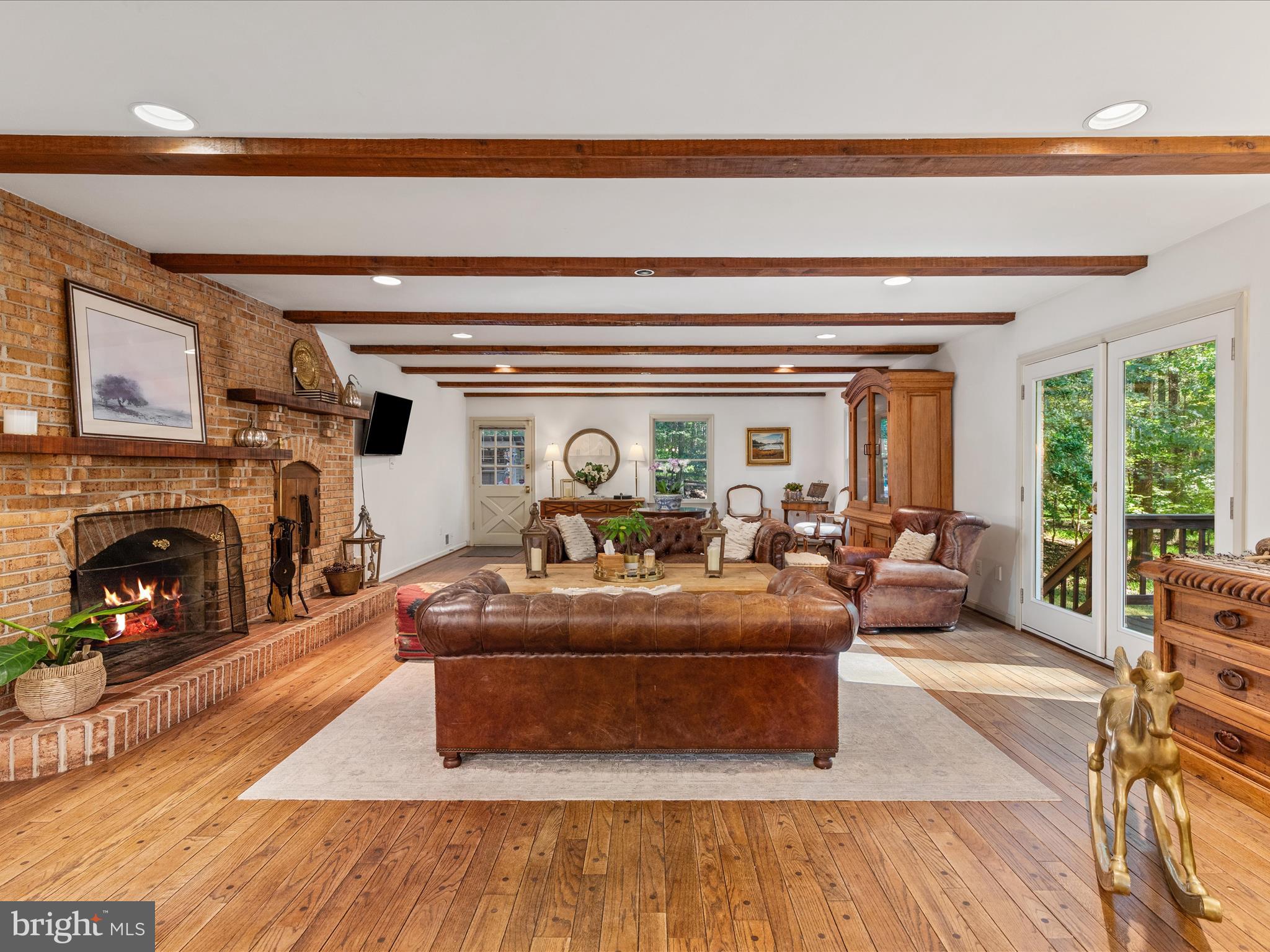 TALLY HO - Residential