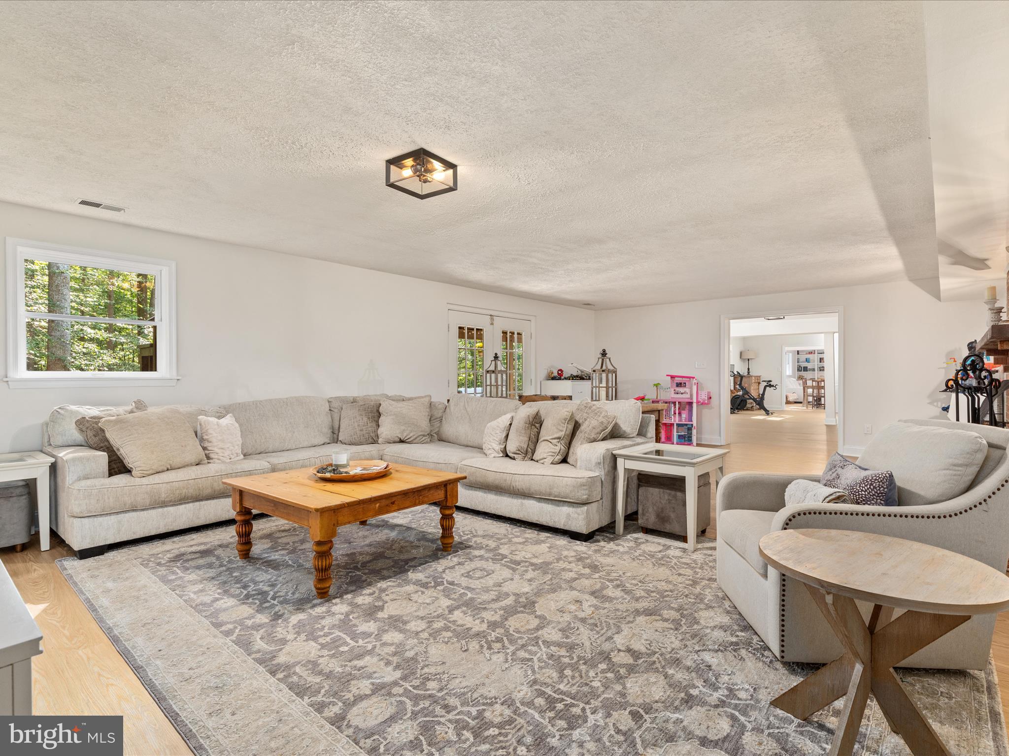 TALLY HO - Residential