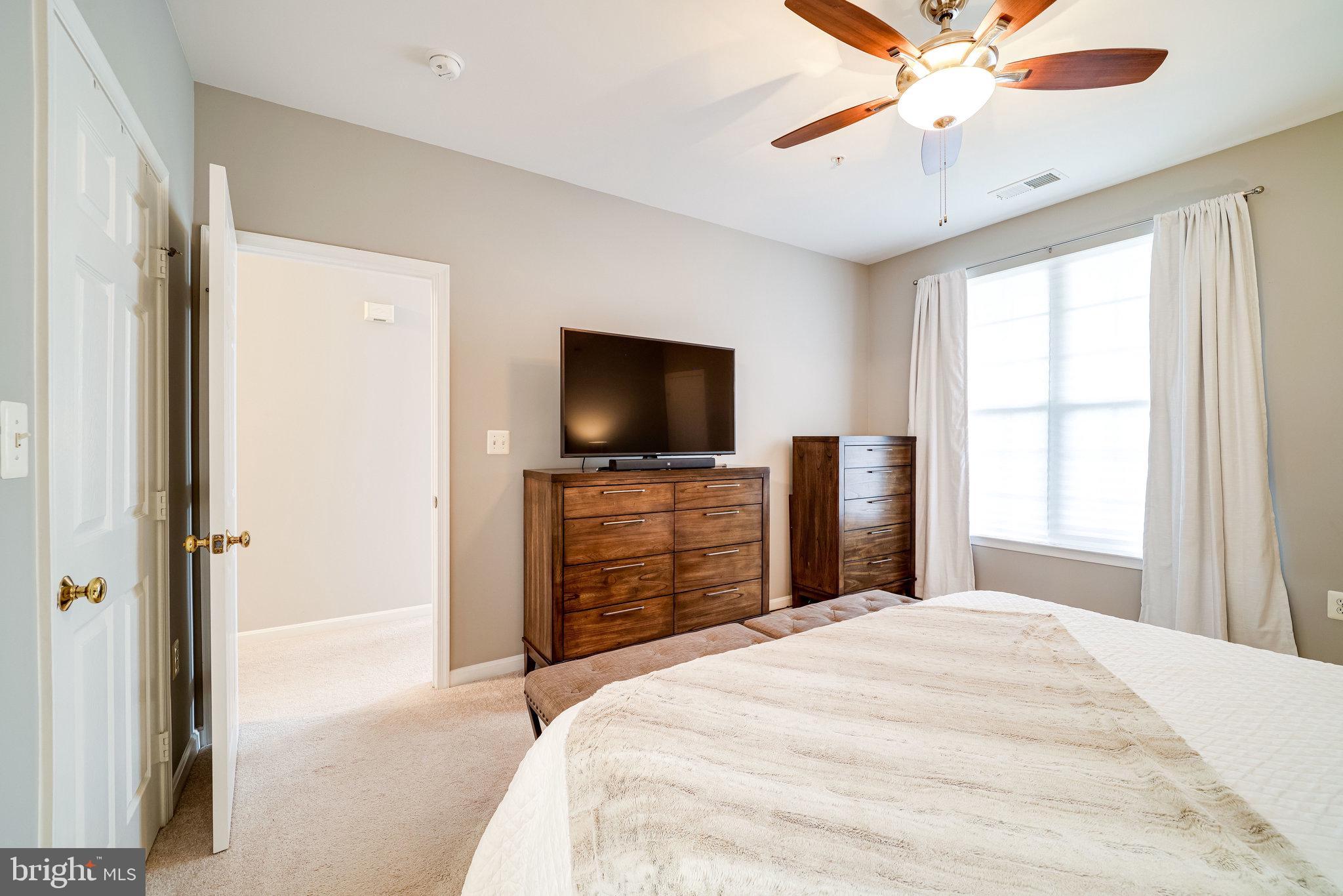 WINDY HILL - Residential