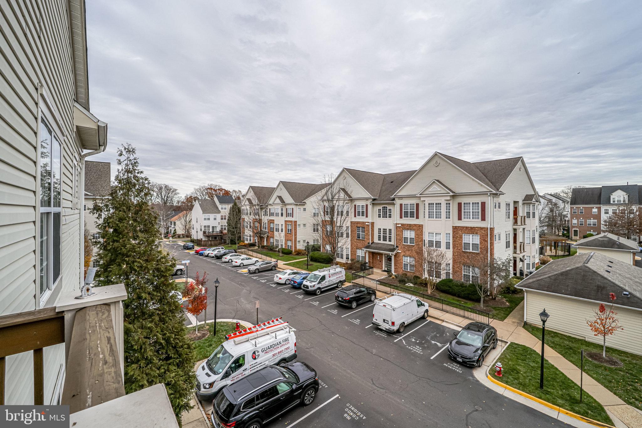 WINDY HILL - Residential