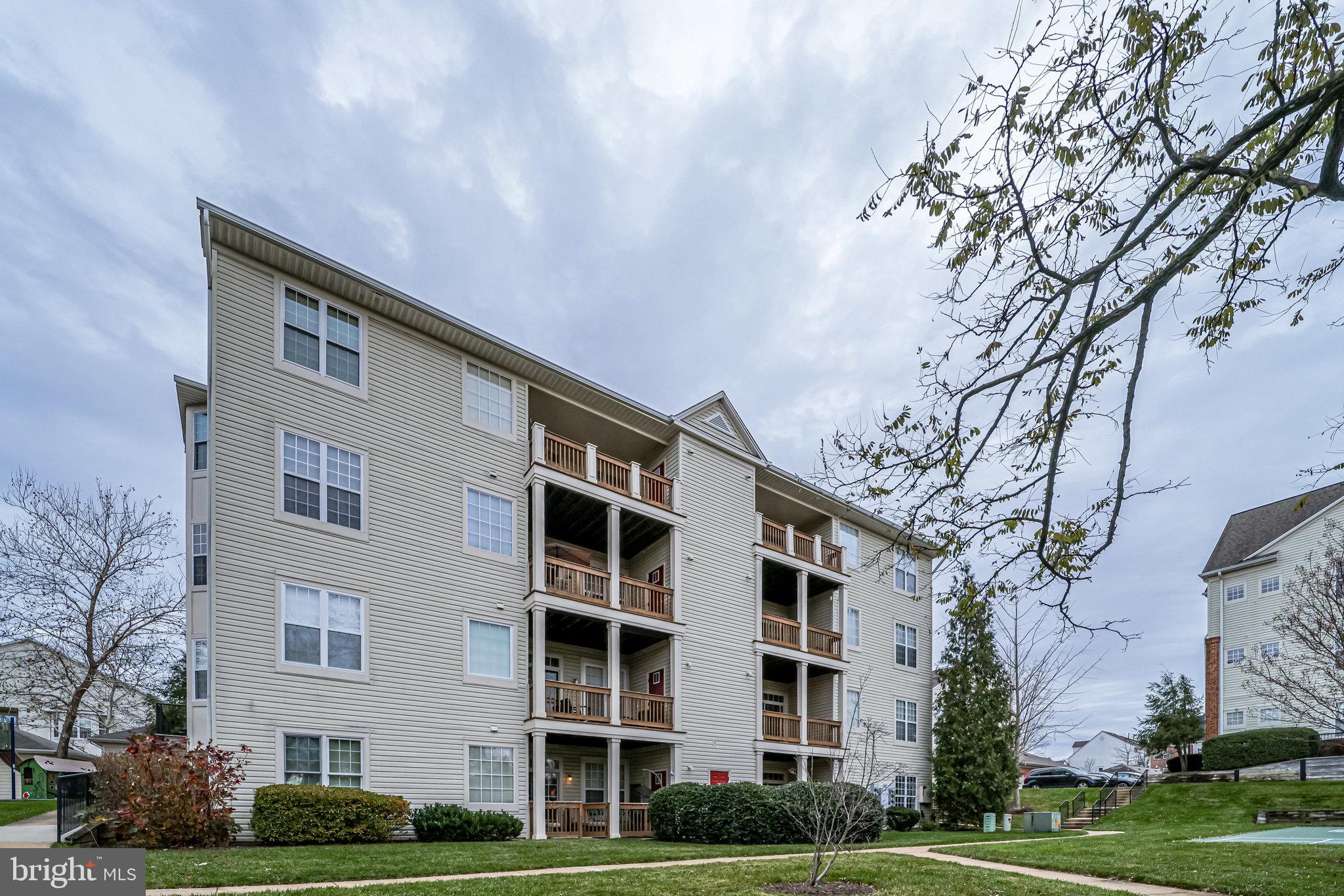 WINDY HILL - Residential