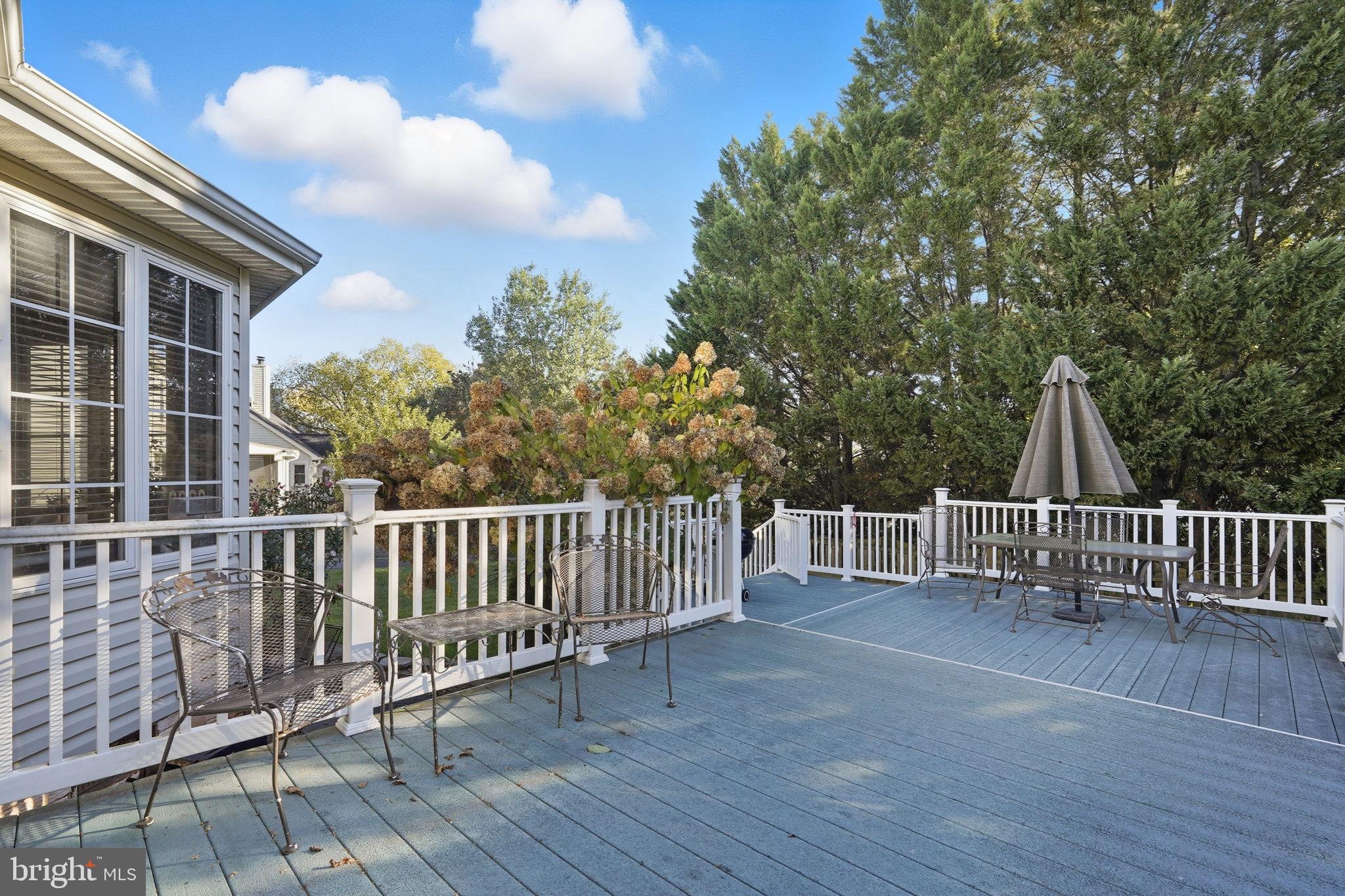 ASHBURN VILLAGE - Residential