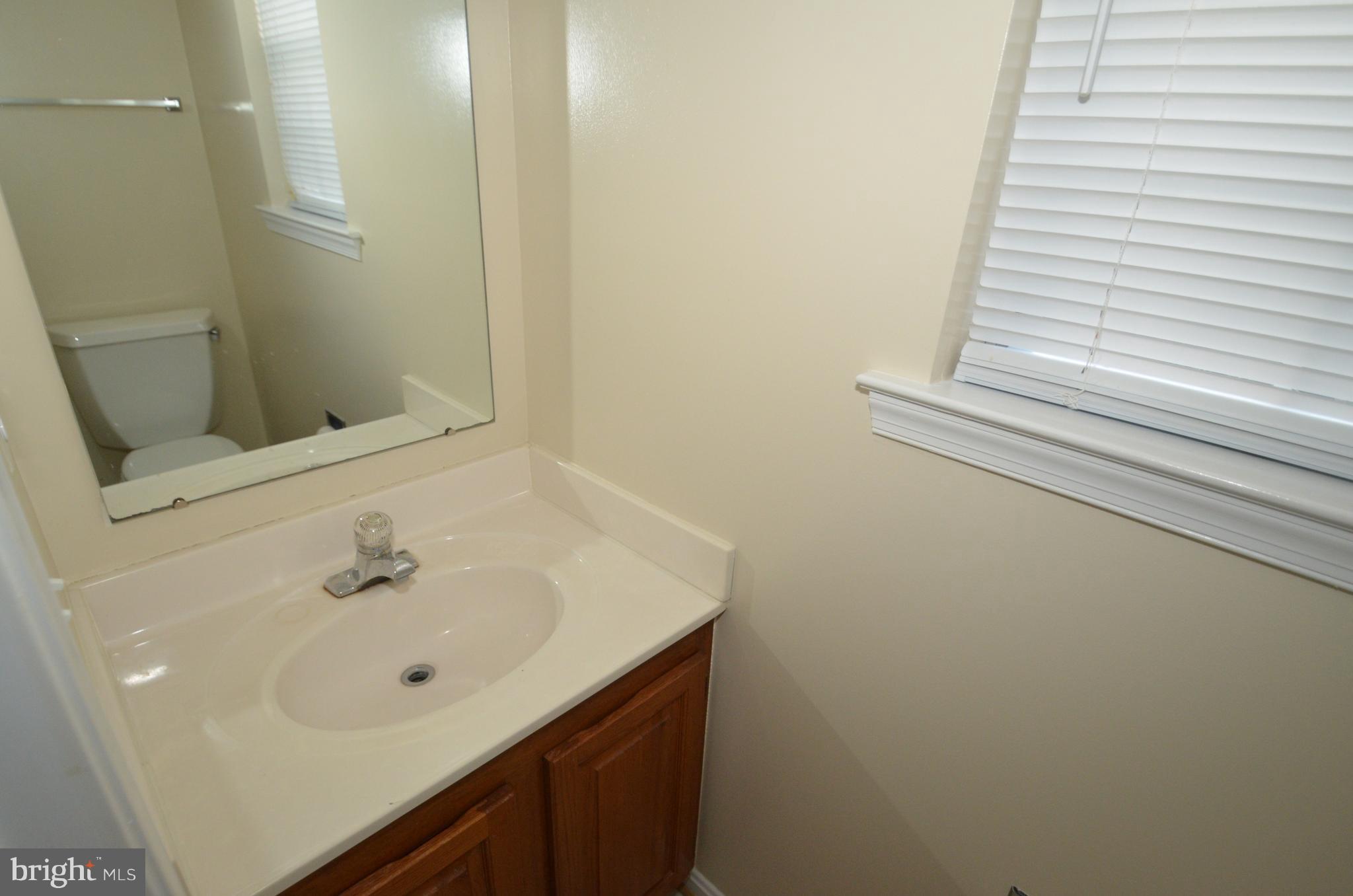 GLENWOOD MEWS - Residential Lease