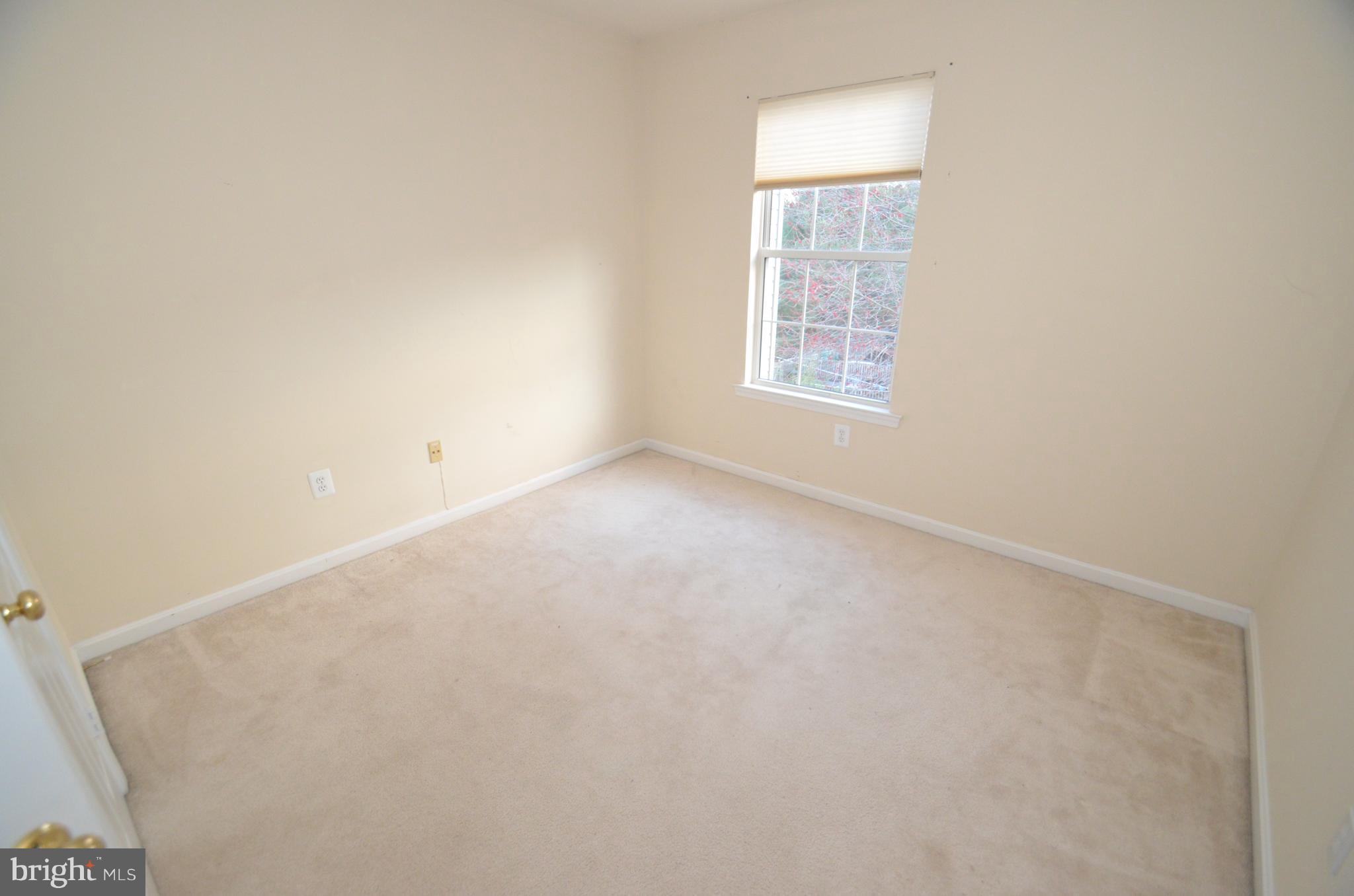 GLENWOOD MEWS - Residential Lease