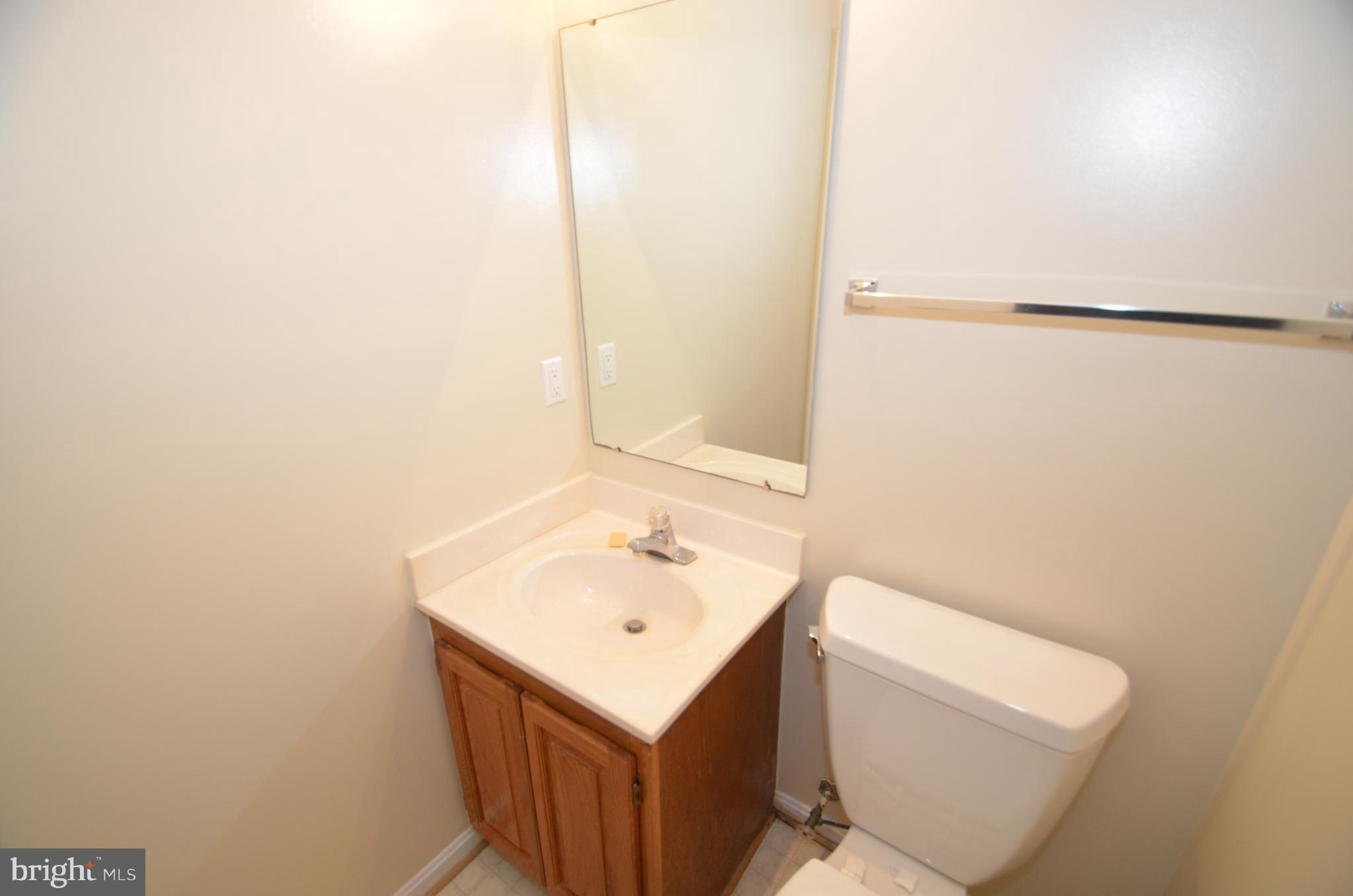 GLENWOOD MEWS - Residential Lease