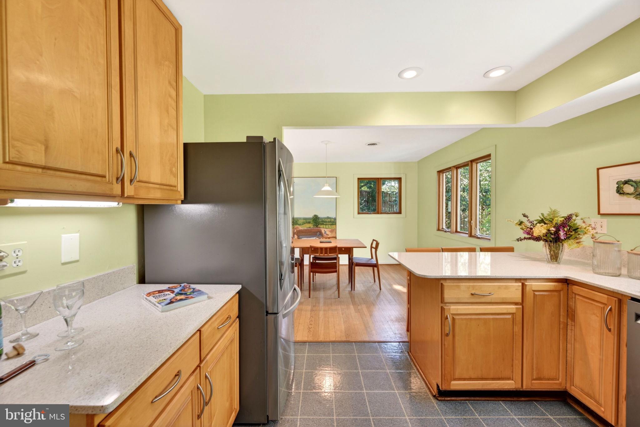 COLUMBIA HILLS - Residential