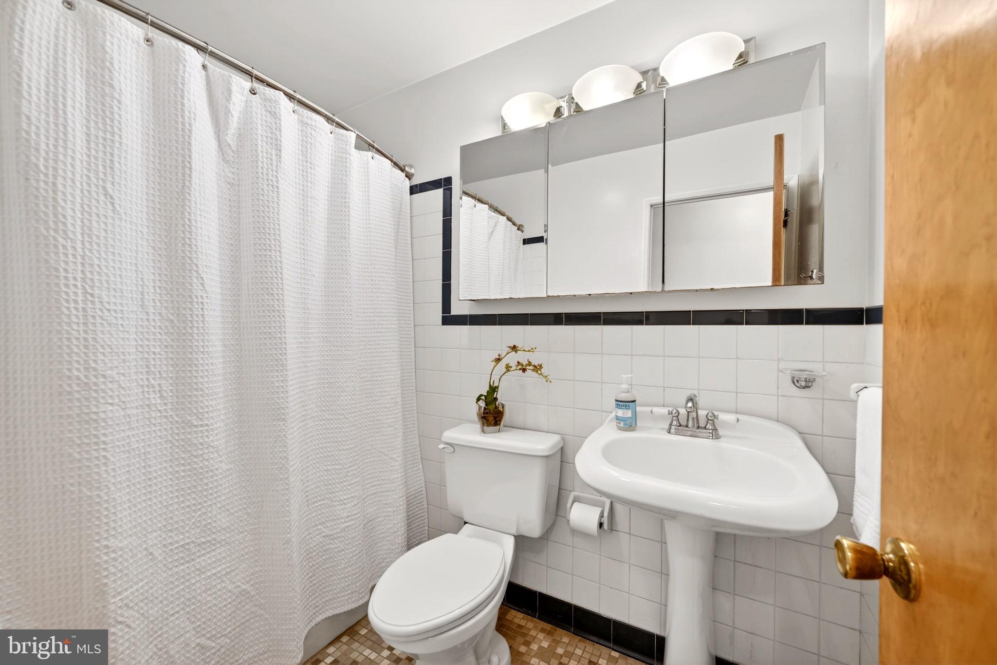 COLUMBIA HILLS - Residential