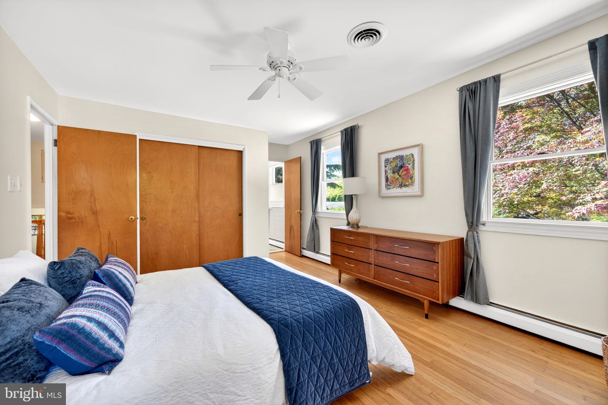 COLUMBIA HILLS - Residential