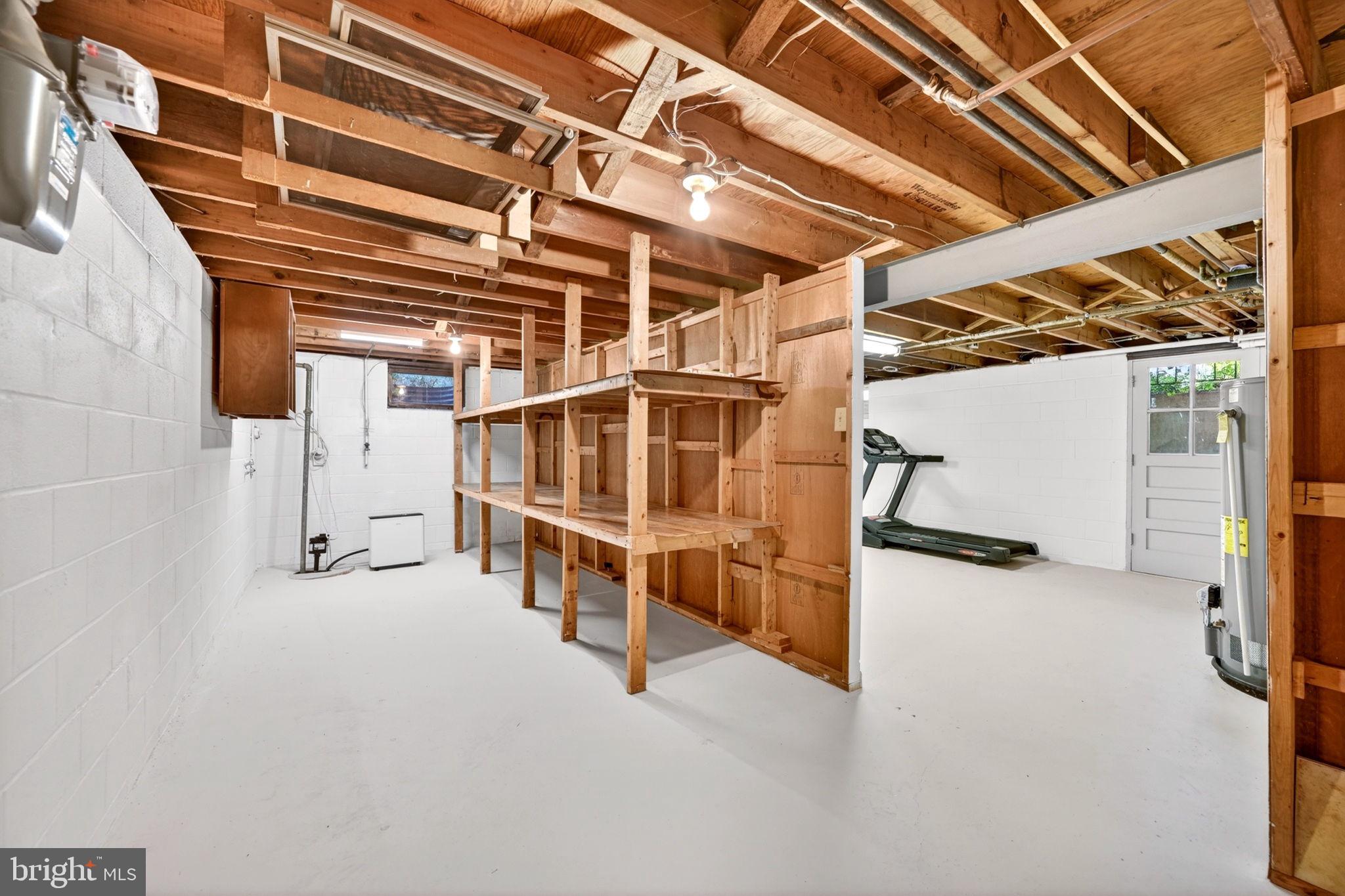 COLUMBIA HILLS - Residential