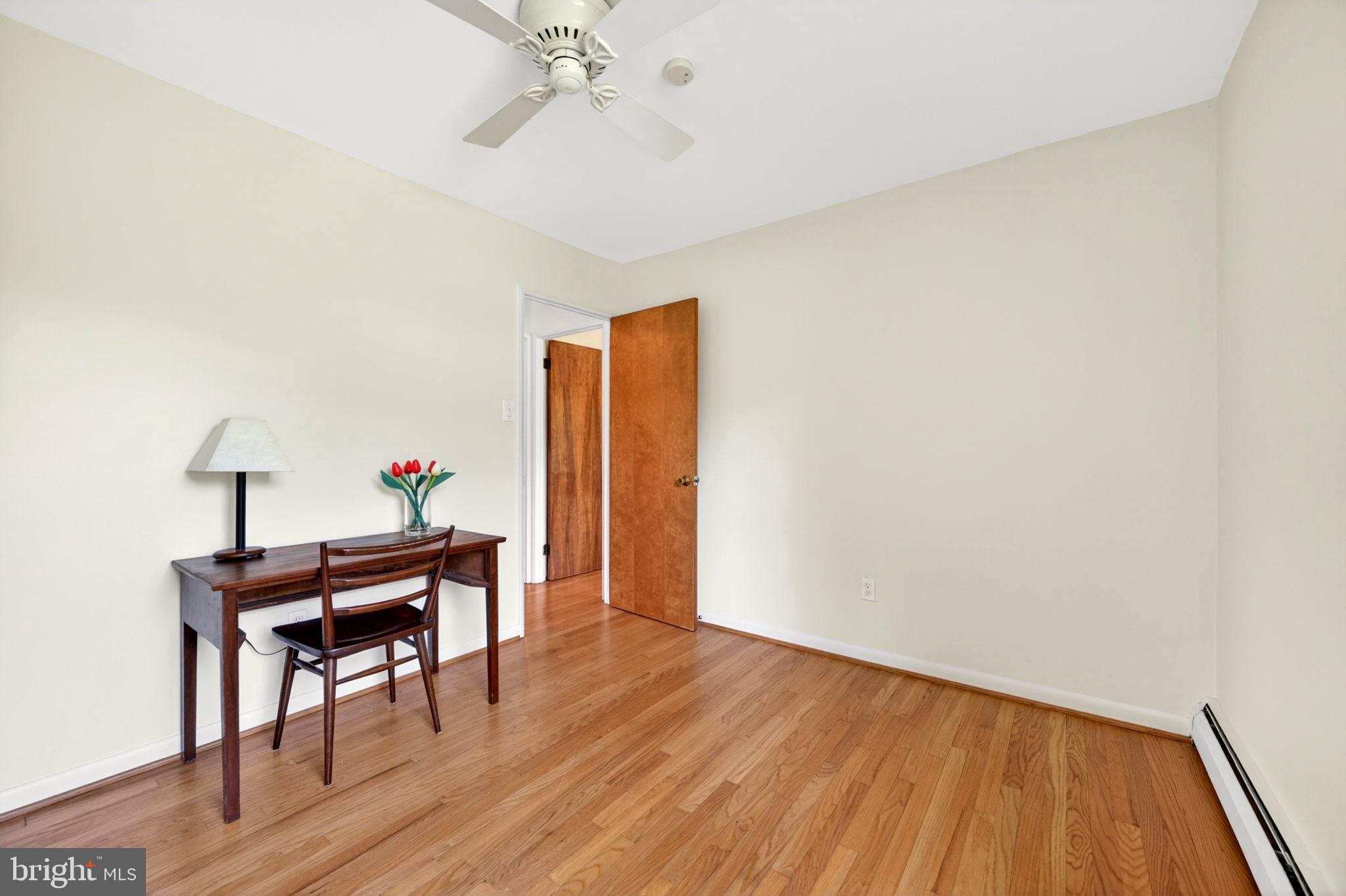 COLUMBIA HILLS - Residential