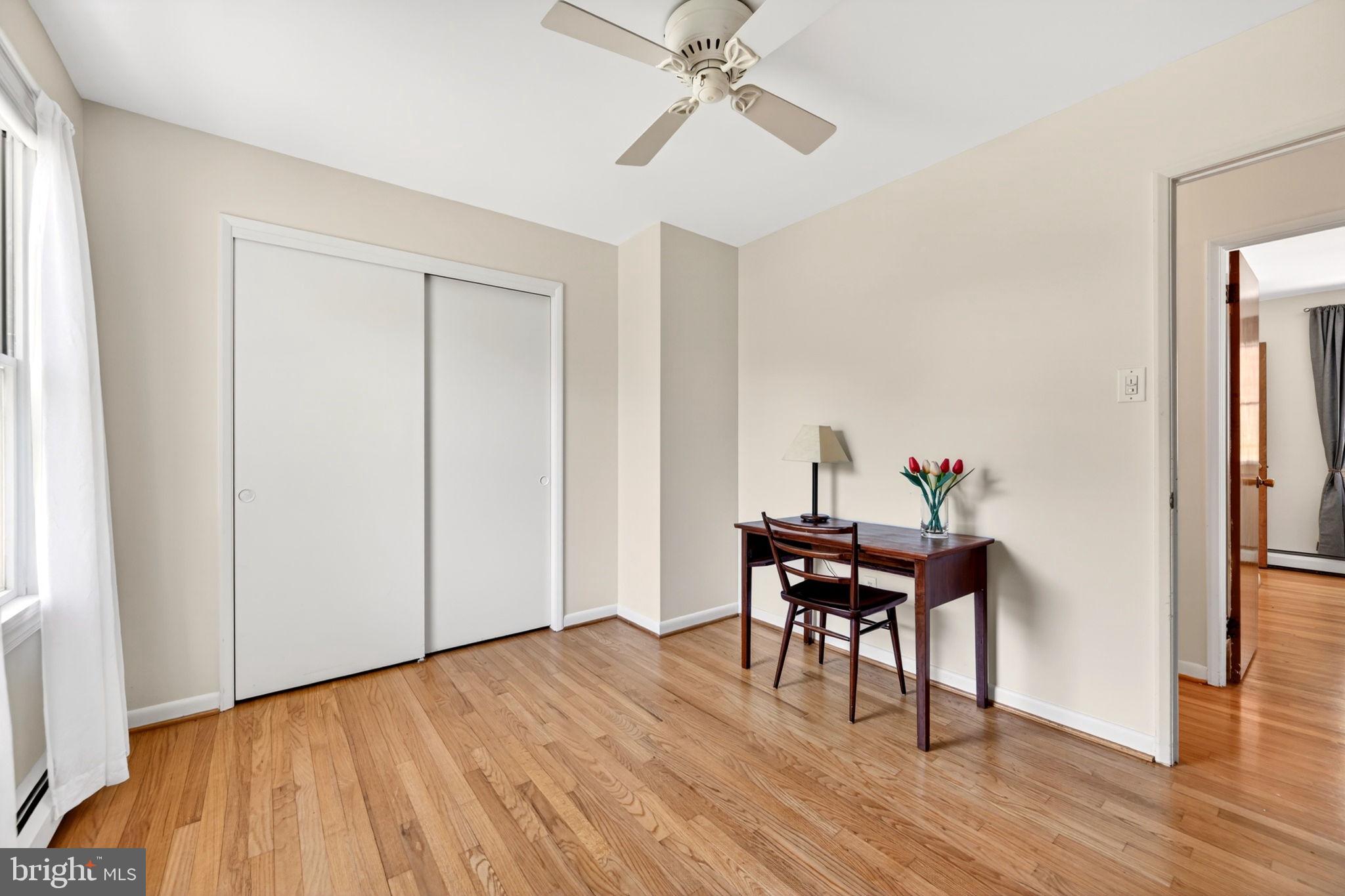 COLUMBIA HILLS - Residential