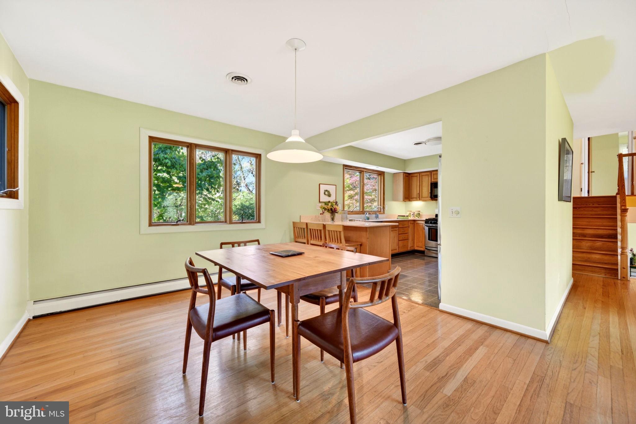 COLUMBIA HILLS - Residential