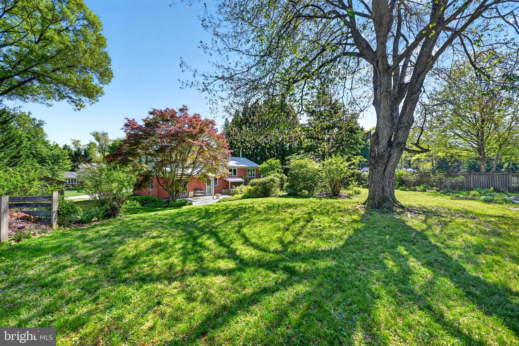 COLUMBIA HILLS - Residential