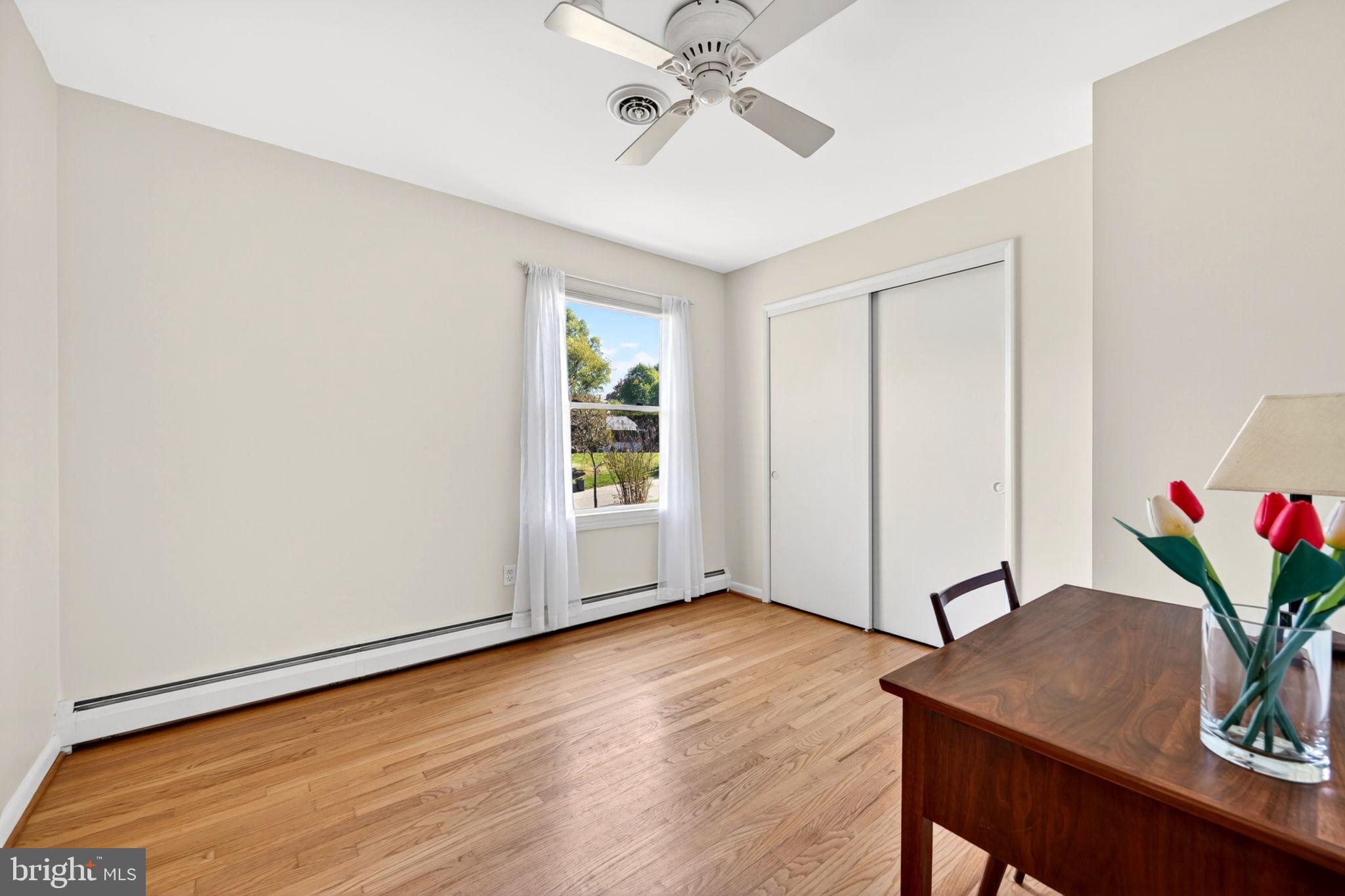 COLUMBIA HILLS - Residential