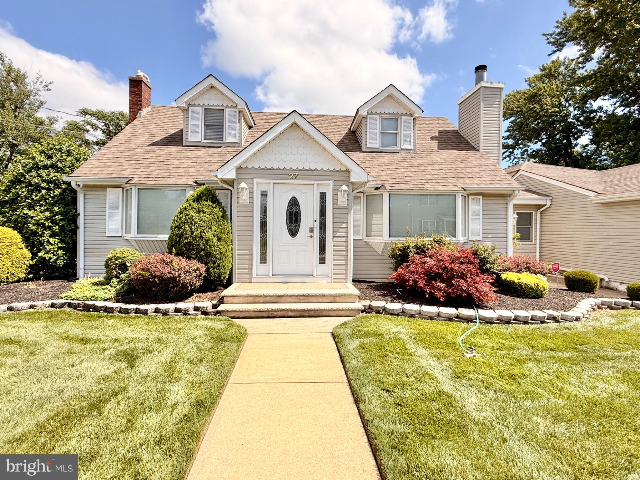 27 3RD AVENUE