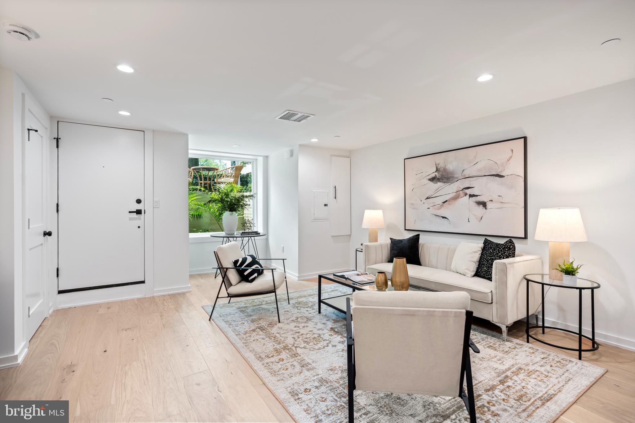 131 11TH STREET NE A