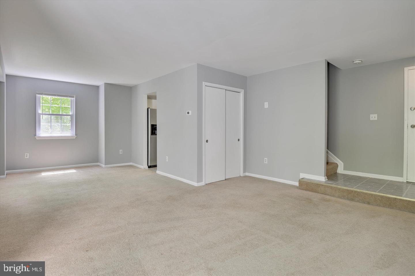 678 NEWBRIDGE COURT 4