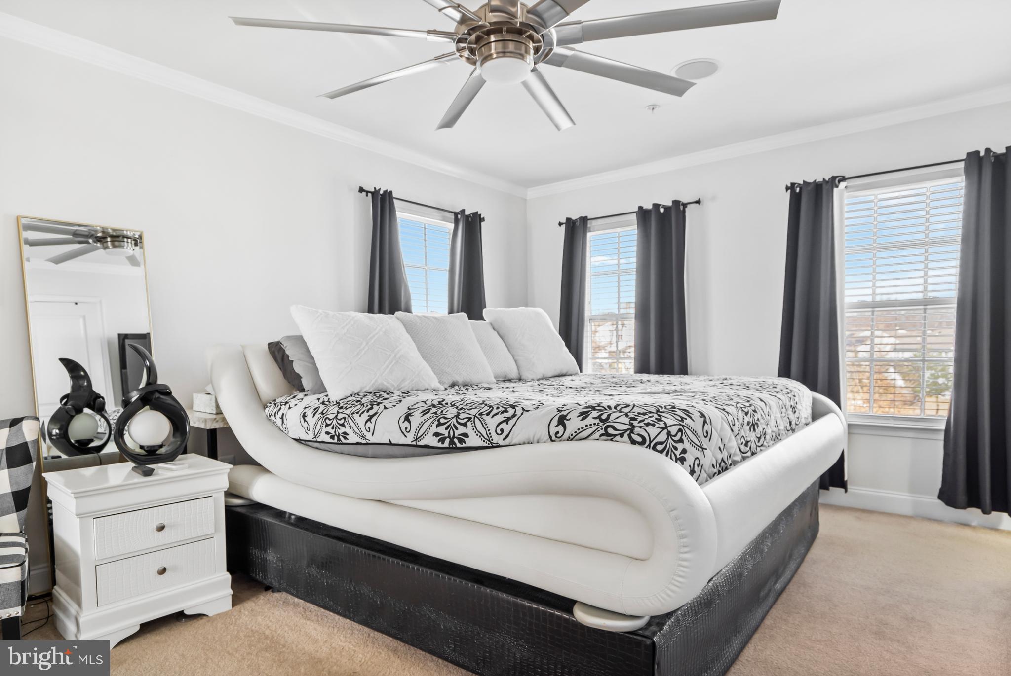 SETON POINTE - Residential