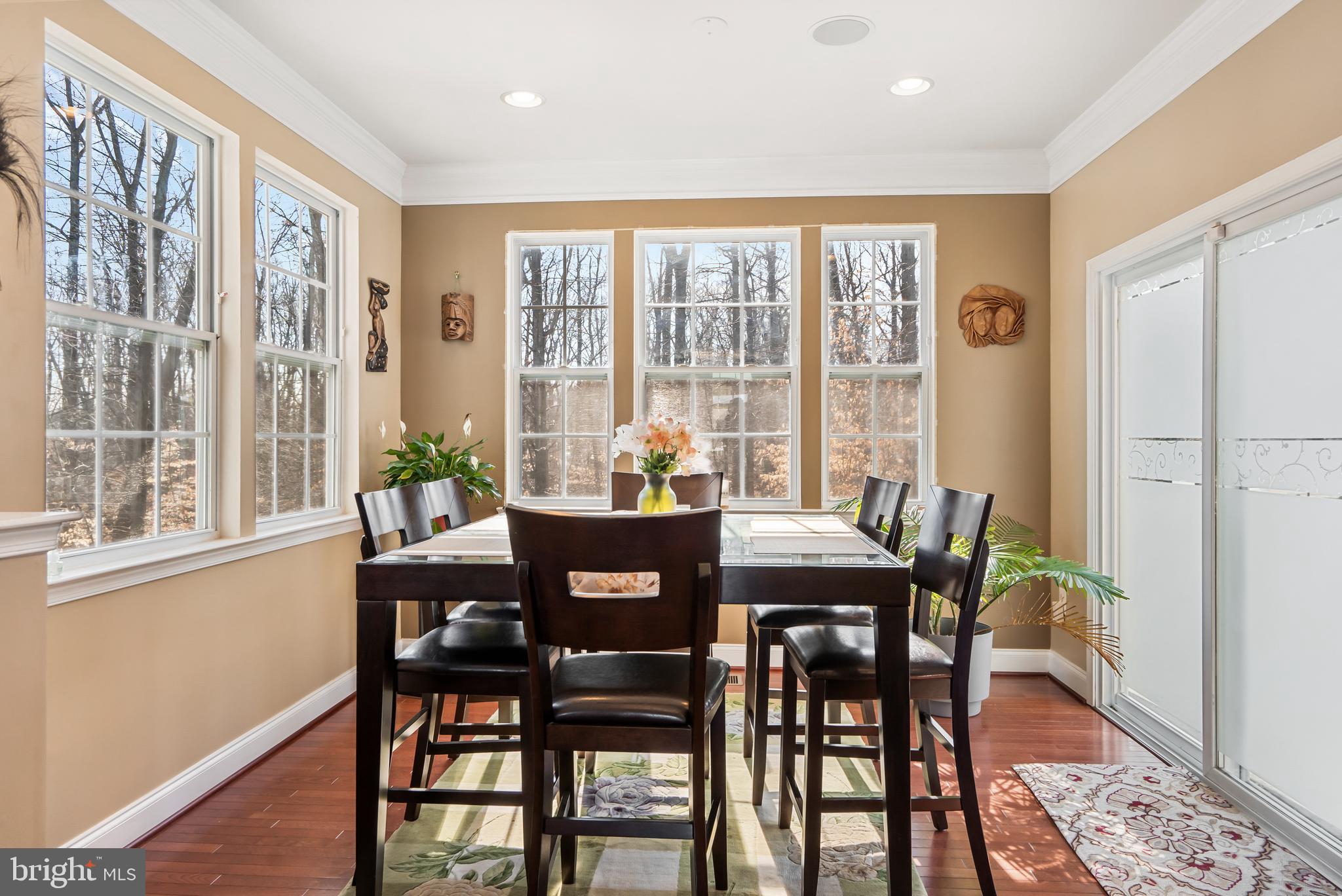 SETON POINTE - Residential