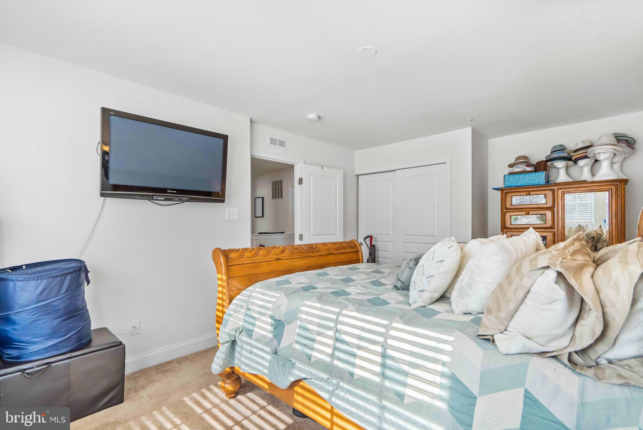 SETON POINTE - Residential