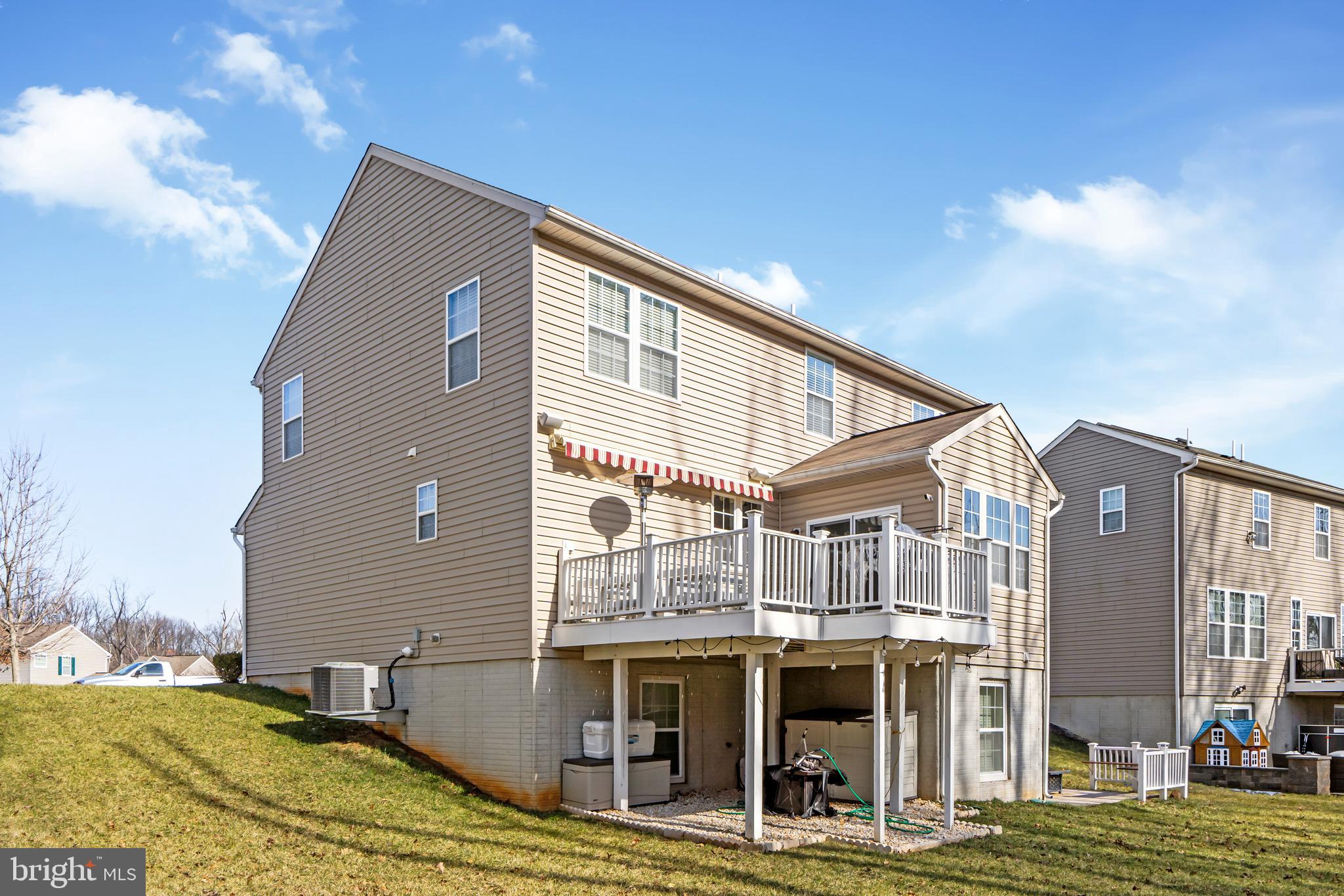 SETON POINTE - Residential