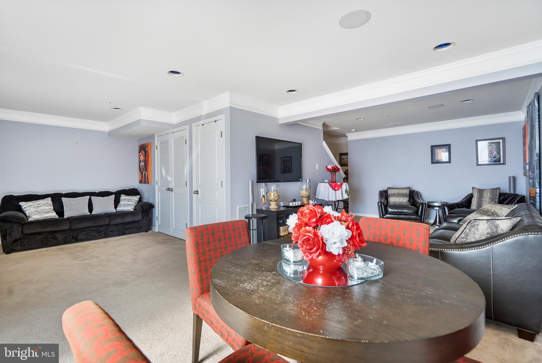 SETON POINTE - Residential