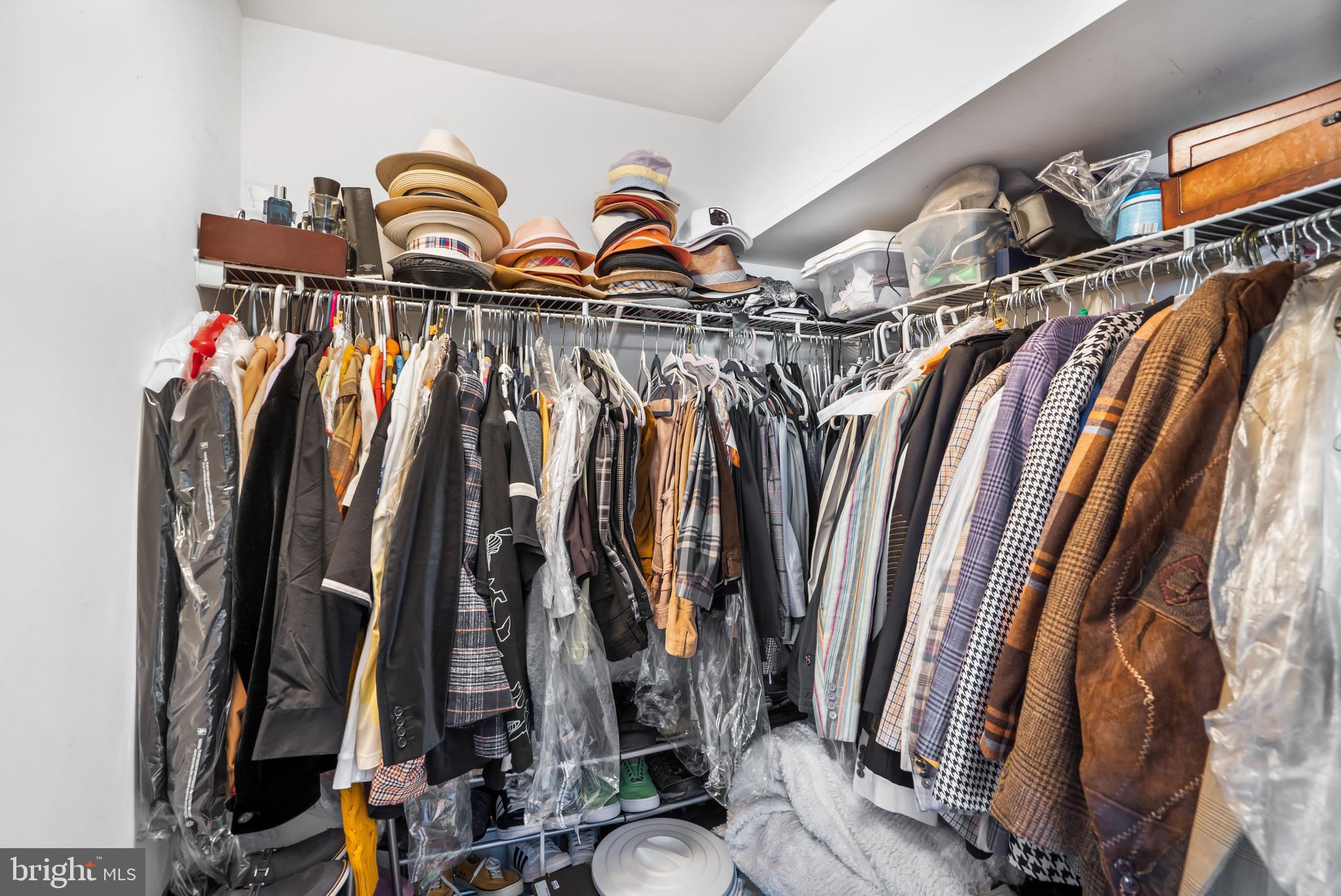 SETON POINTE - Residential