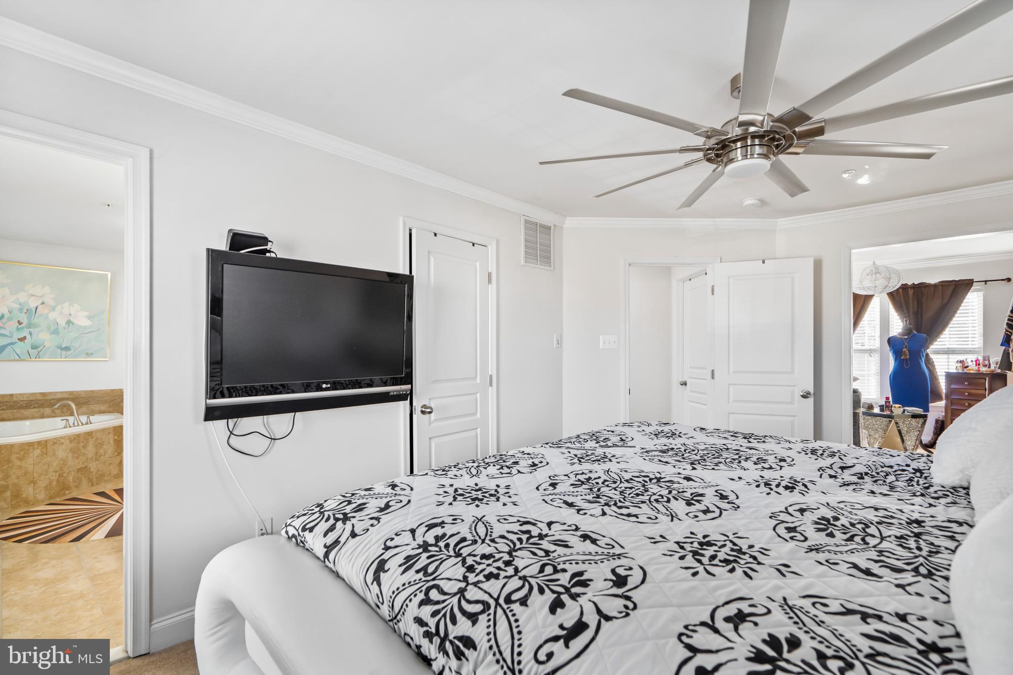 SETON POINTE - Residential