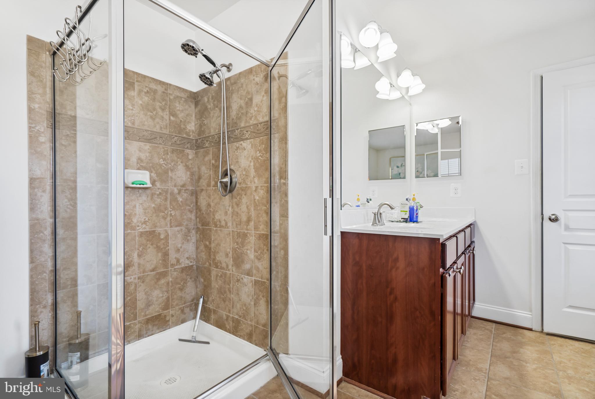 SETON POINTE - Residential